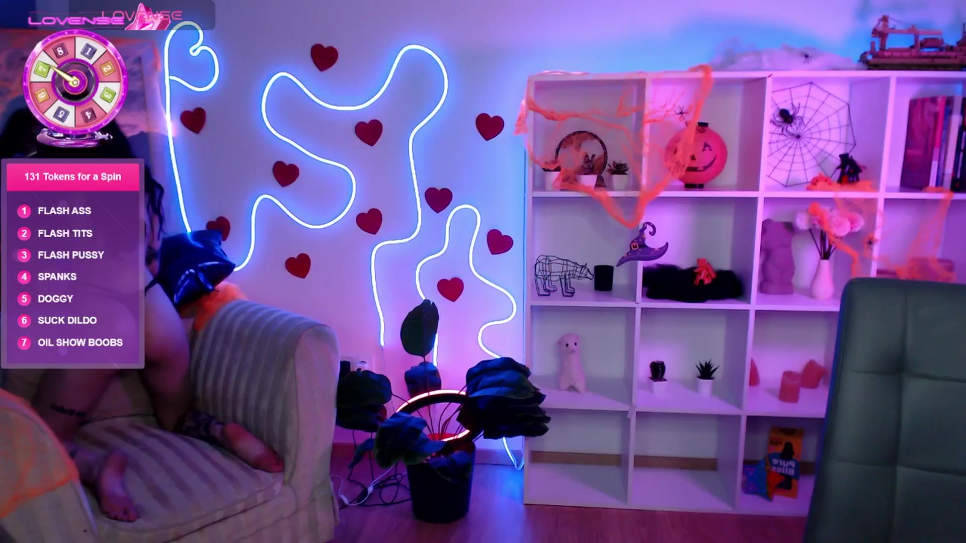 Gallery image thumbnail from Luness's myfreecams stream on, 10/30/2025, 13:55 image 12 of 20