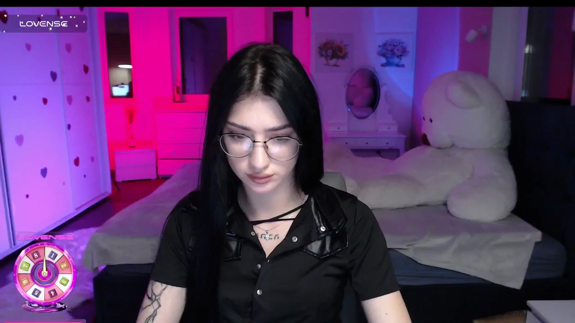 Gallery image thumbnail from Luness's myfreecams stream on, 11/08/2025, 11:57 image 20 of 20