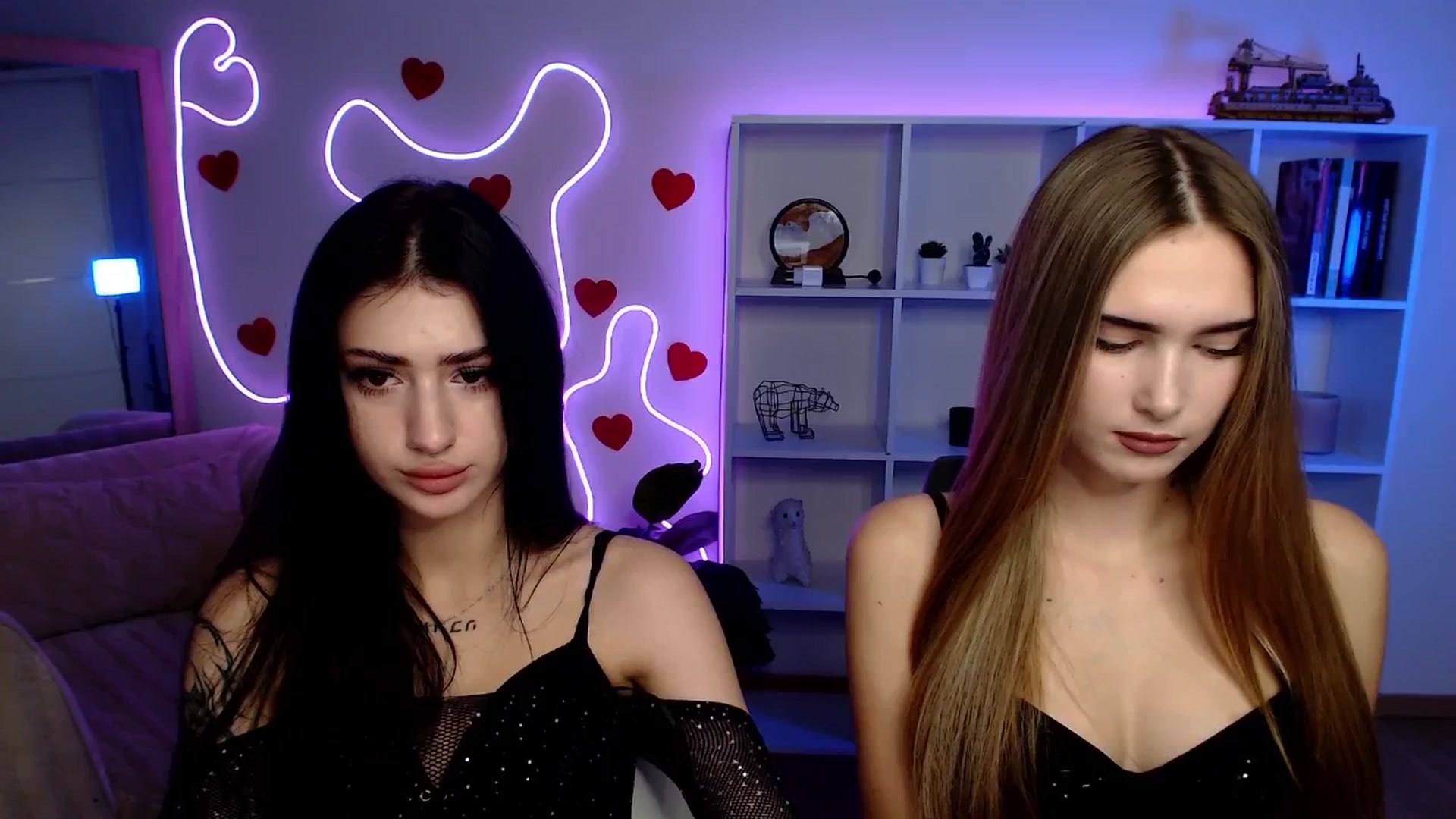 Gallery image thumbnail from Luness's myfreecams stream on, 11/16/2025, 13:06 image 13 of 20