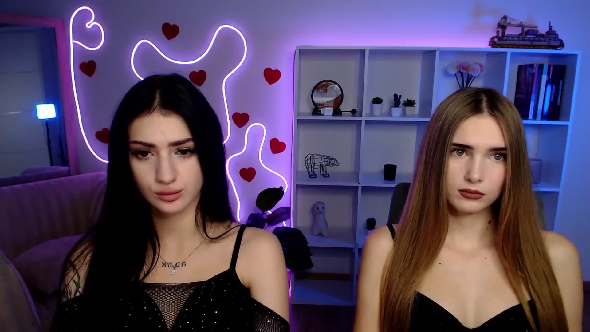 Gallery image thumbnail from Luness's myfreecams stream on, 11/16/2025, 14:07 image 13 of 20