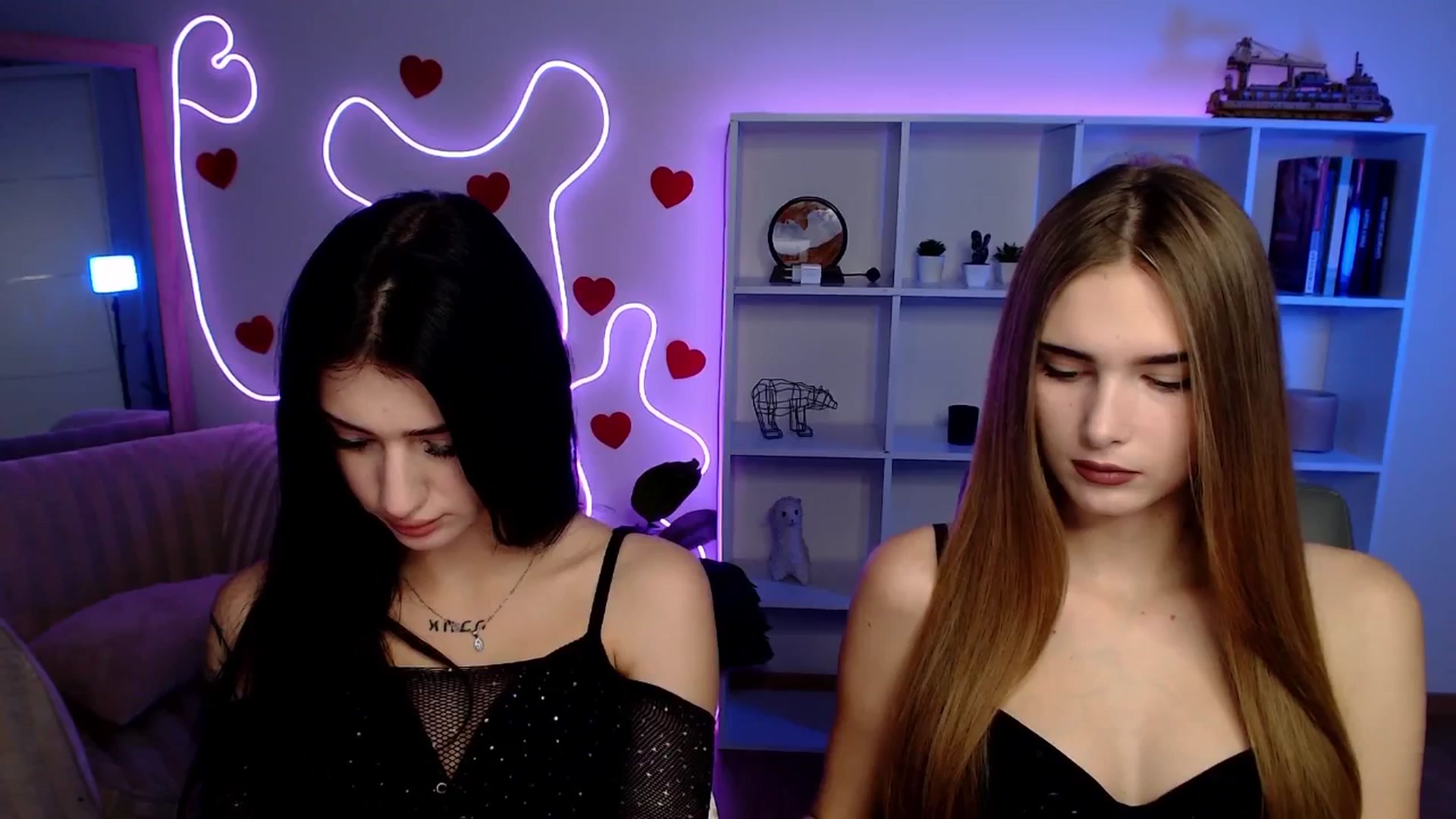 Gallery image thumbnail from Luness's myfreecams stream on, 11/16/2025, 14:07 image 6 of 20