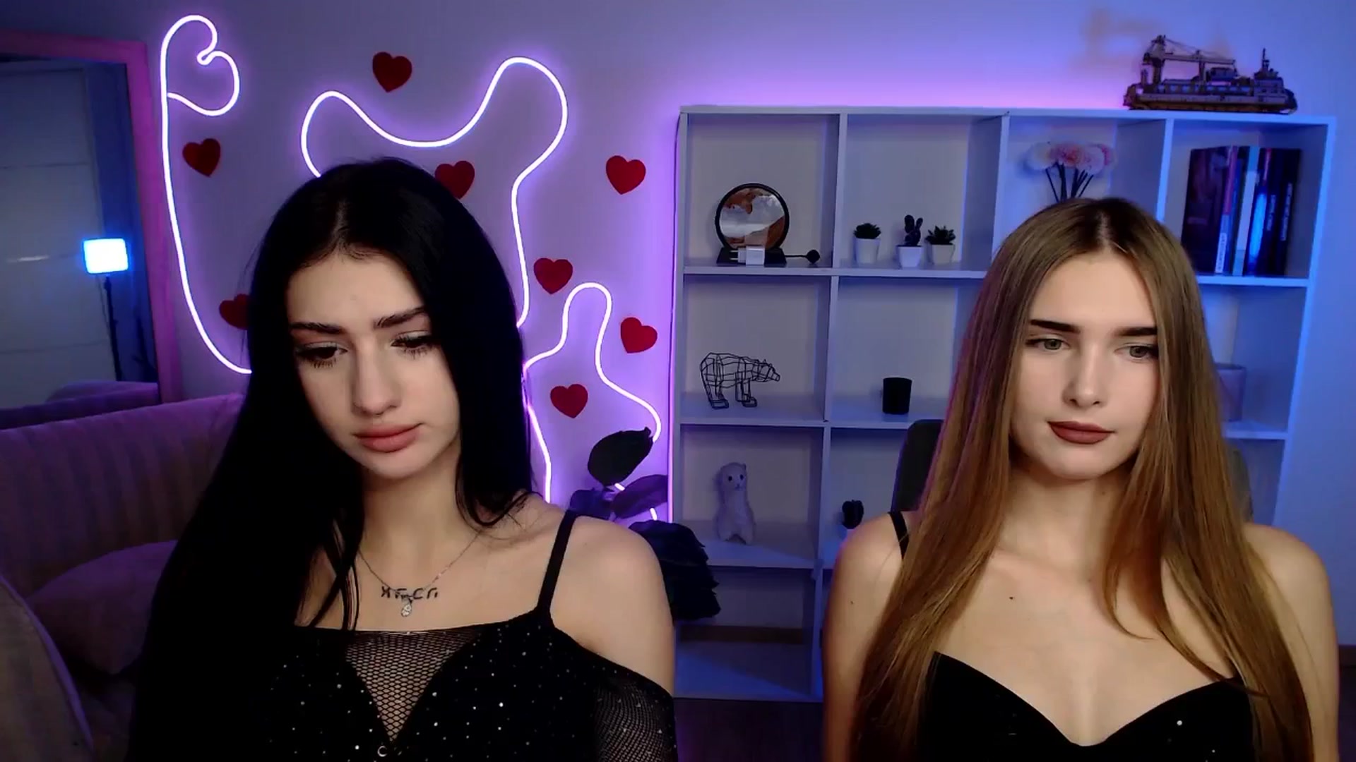 Gallery image thumbnail from Luness's myfreecams stream on, 11/16/2025, 14:07 image 12 of 20