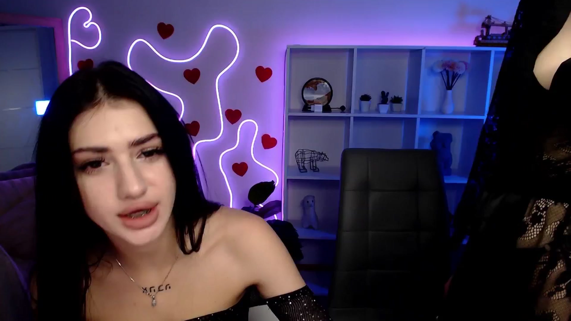 Gallery image thumbnail from Luness's myfreecams stream on, 11/16/2025, 16:54 image 9 of 20