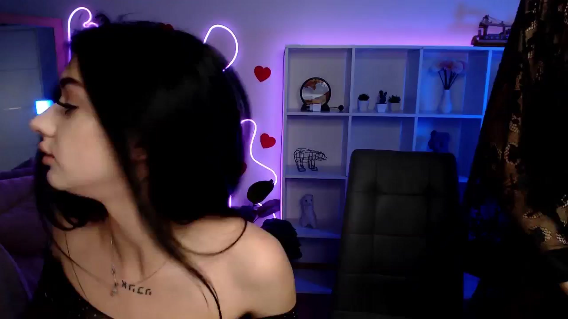 Gallery image thumbnail from Luness's myfreecams stream on, 11/16/2025, 16:54 image 5 of 20
