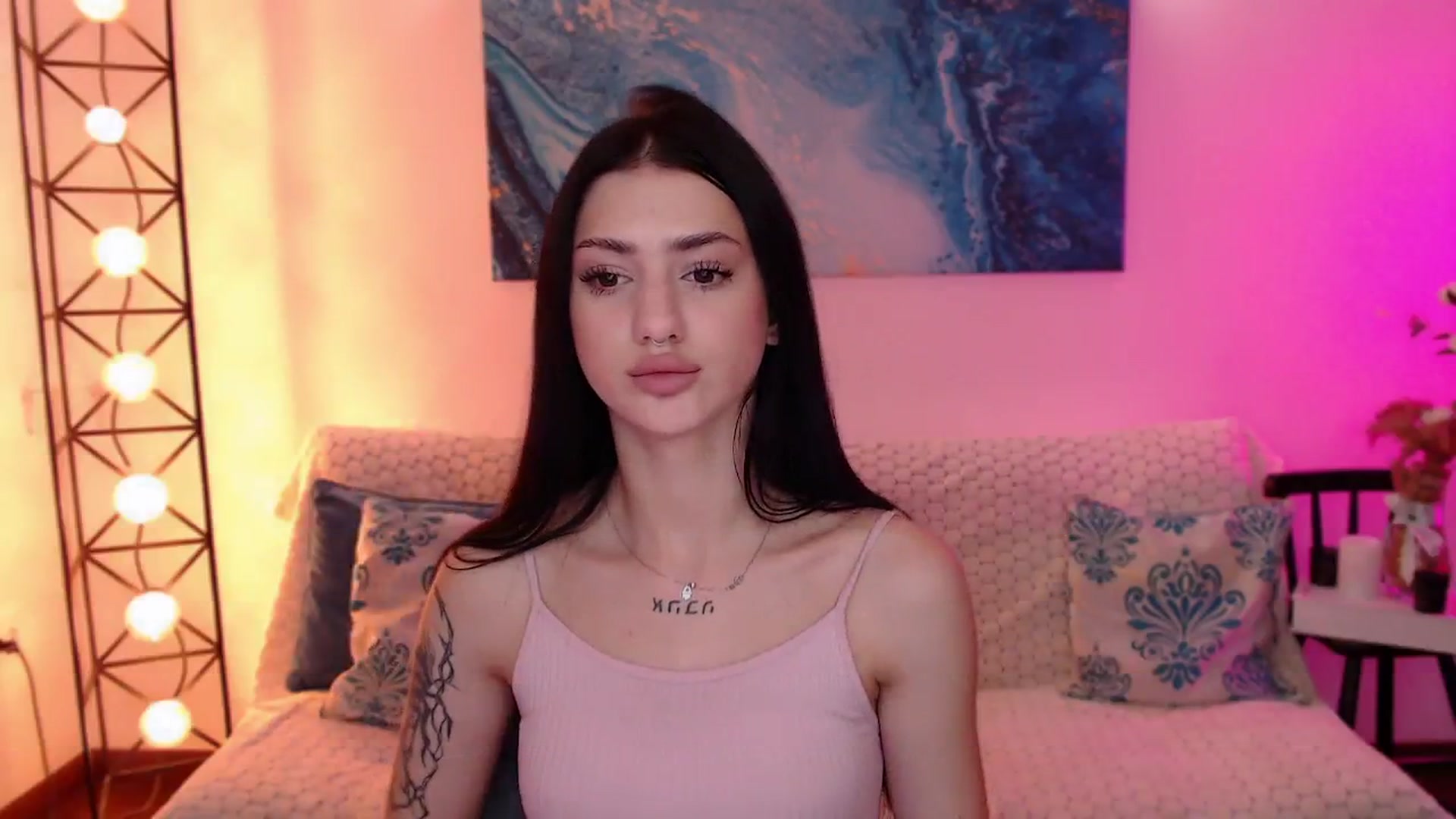 Gallery image thumbnail from Luness's myfreecams stream on, 11/19/2025, 11:09 image 19 of 20