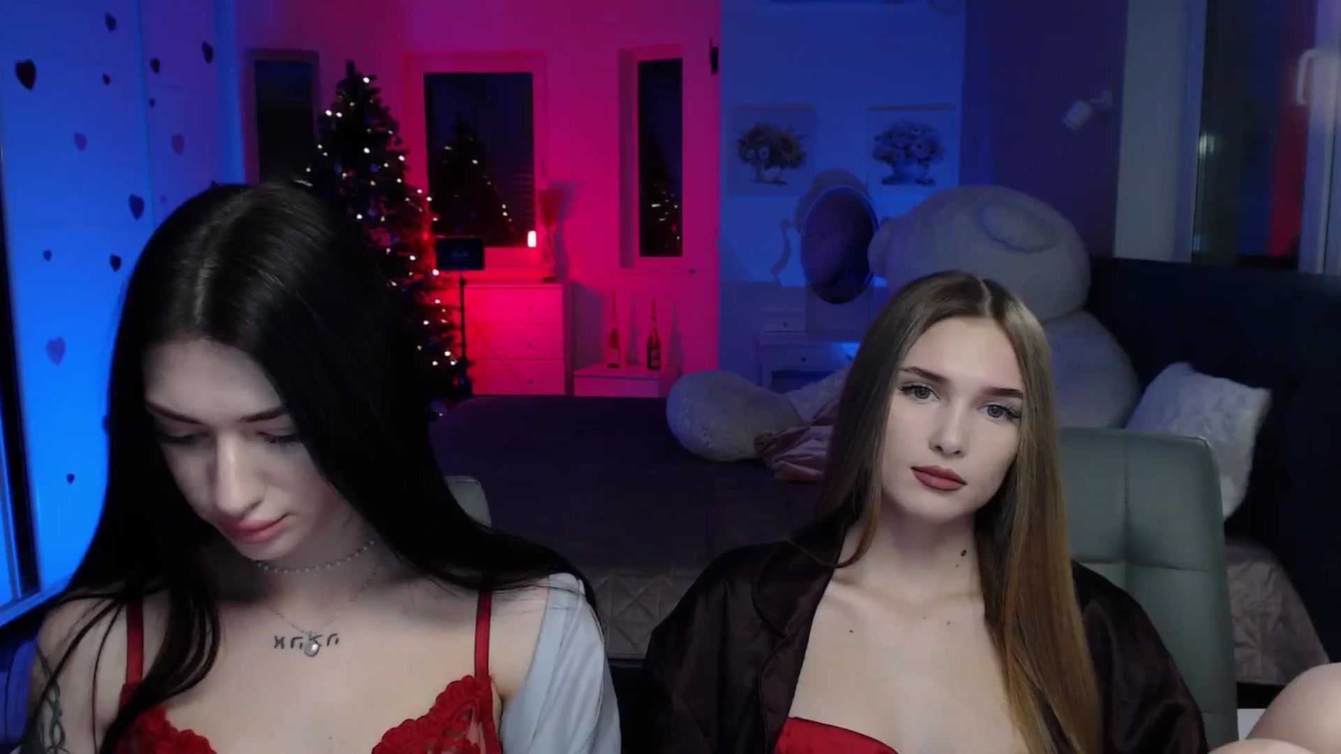 Gallery image thumbnail from Luness's myfreecams stream on, 12/25/2025, 15:10 image 9 of 20
