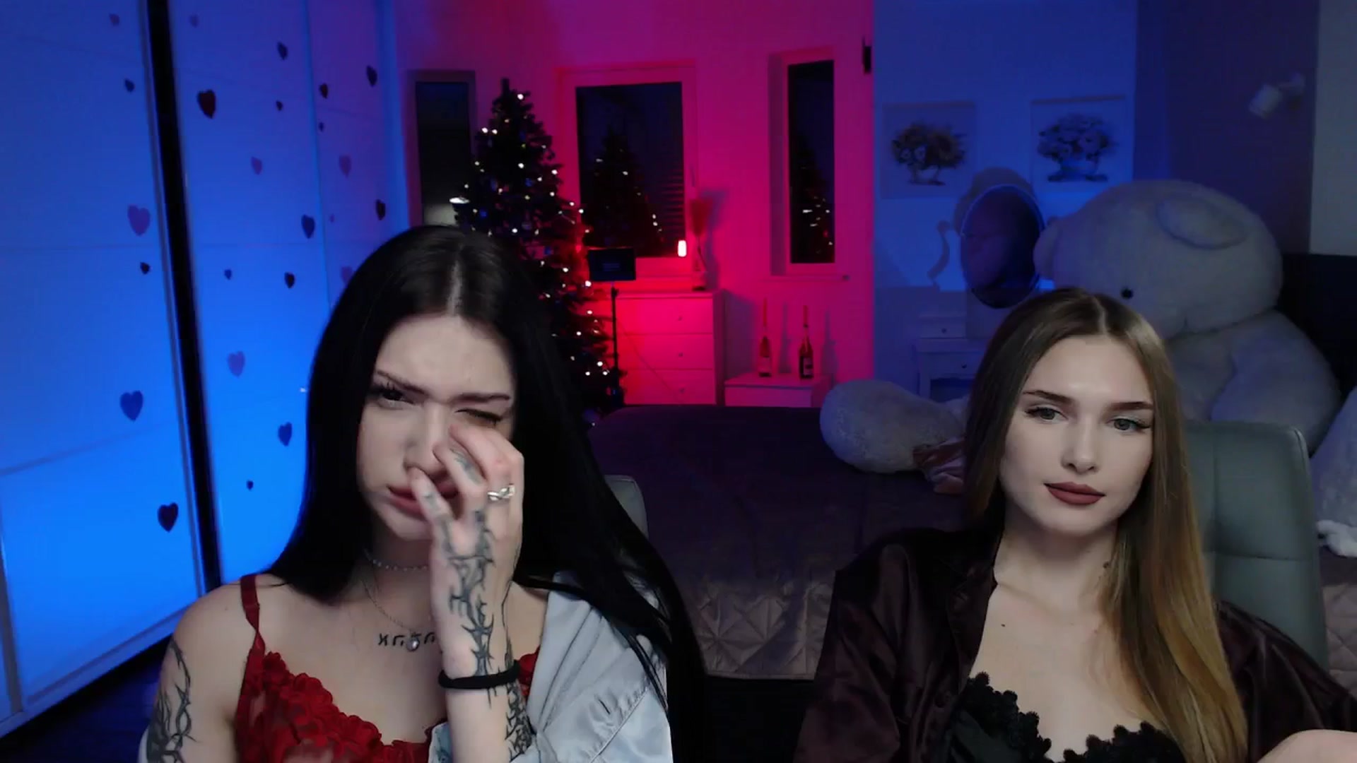 Gallery image thumbnail from Luness's myfreecams stream on, 12/25/2025, 16:46 image 20 of 20