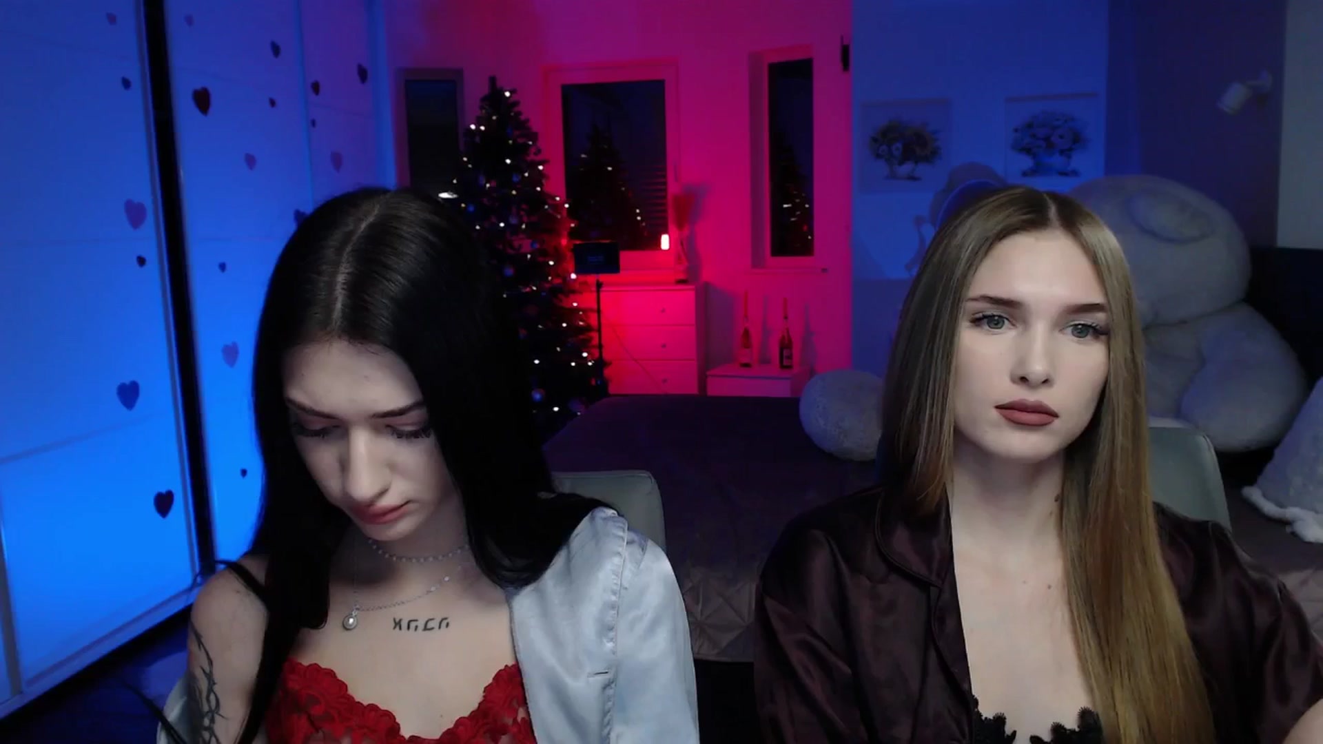 Gallery image thumbnail from Luness's myfreecams stream on, 12/25/2025, 16:46 image 12 of 20