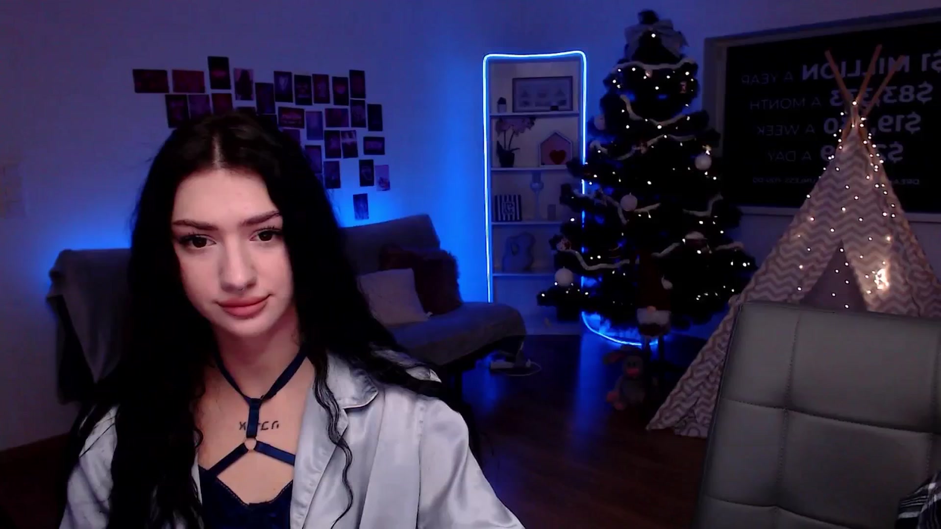 Gallery image thumbnail from Luness's myfreecams stream on, 12/26/2025, 11:13 image 2 of 20