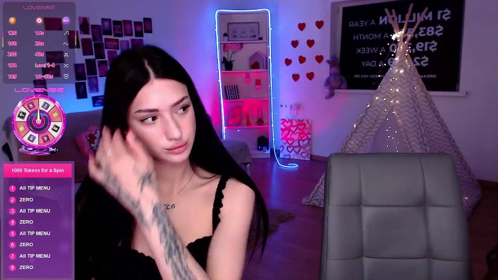 Gallery image thumbnail from Luness's myfreecams stream on, 05/02/2026, 10:24 image 6 of 20
