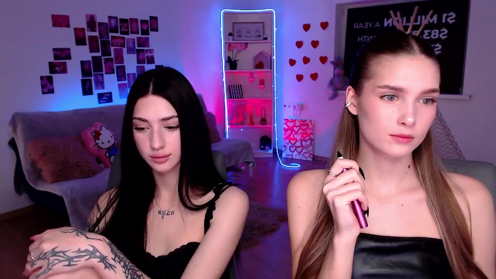 Gallery image thumbnail from Luness's myfreecams stream on, 05/02/2026, 12:36 image 6 of 20