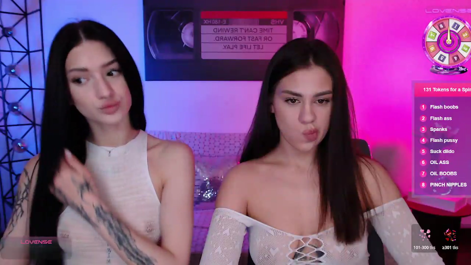 Gallery image thumbnail from Luness's myfreecams stream on, 05/17/2026, 20:45 image 14 of 20