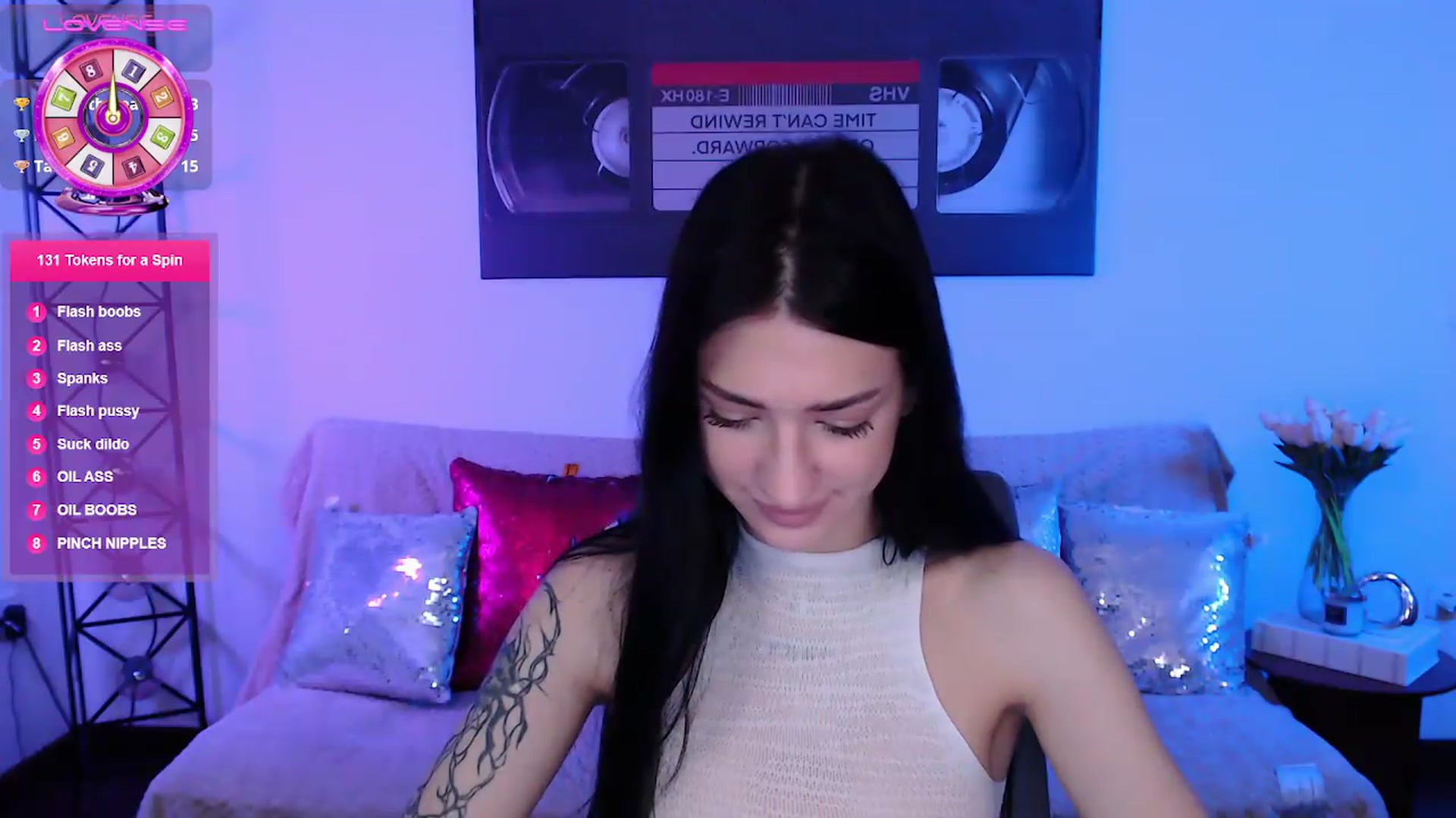 Gallery image thumbnail from Luness's myfreecams stream on, 06/08/2026, 21:55 image 19 of 20