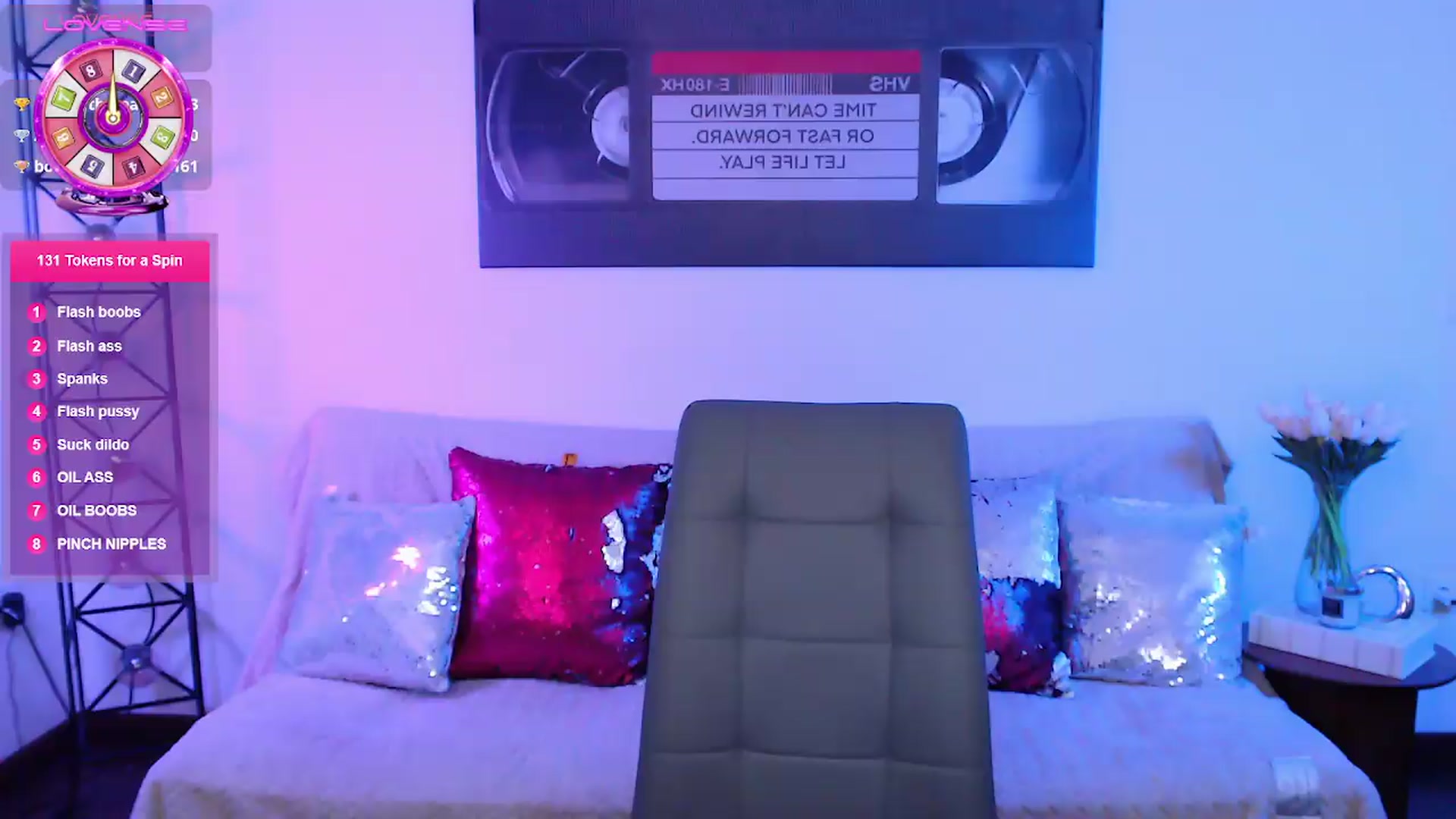 Gallery image thumbnail from Luness's myfreecams stream on, 06/08/2026, 23:18 image 9 of 20