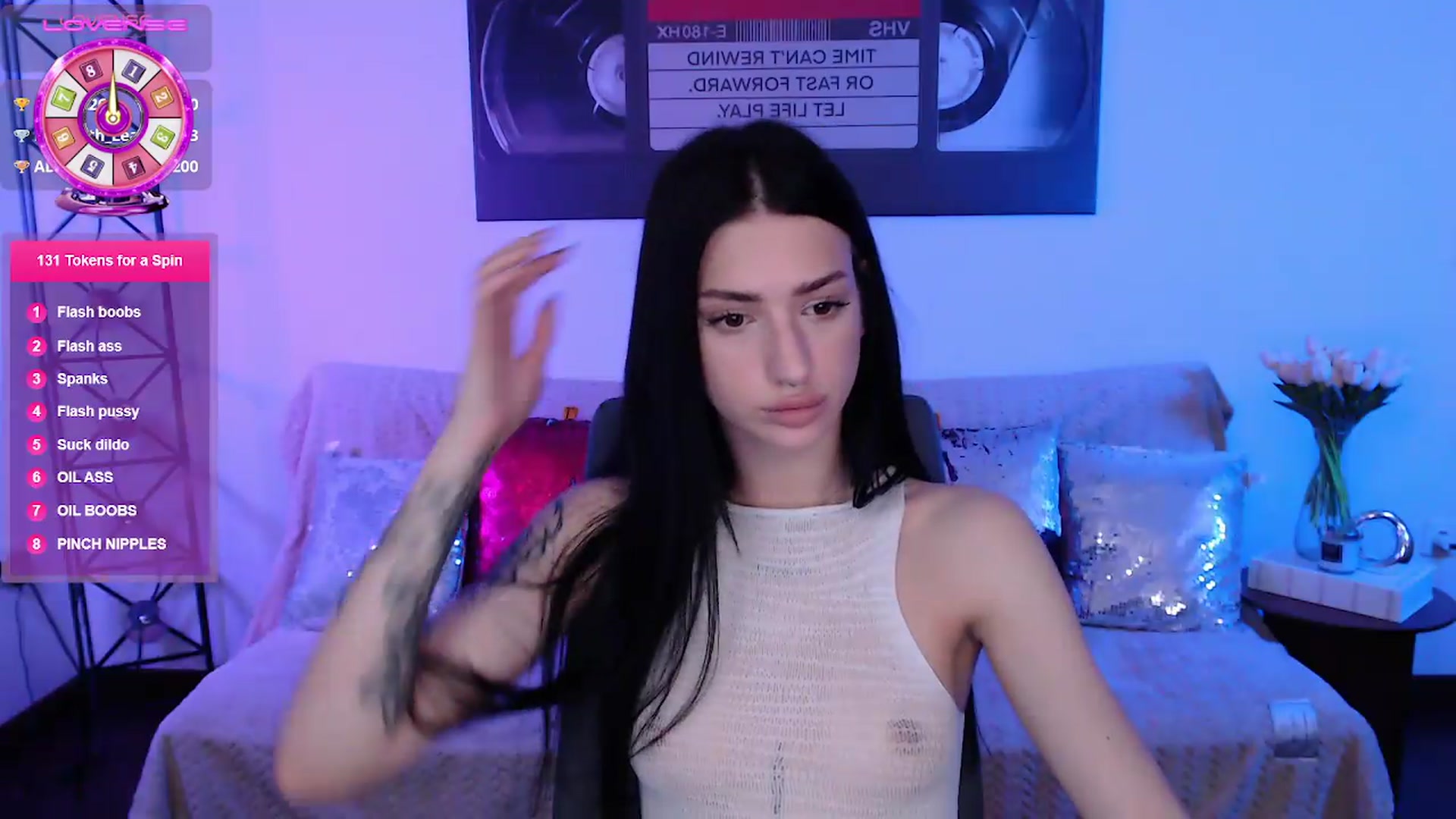 Gallery image thumbnail from Luness's myfreecams stream on, 06/08/2026, 23:56 image 14 of 20
