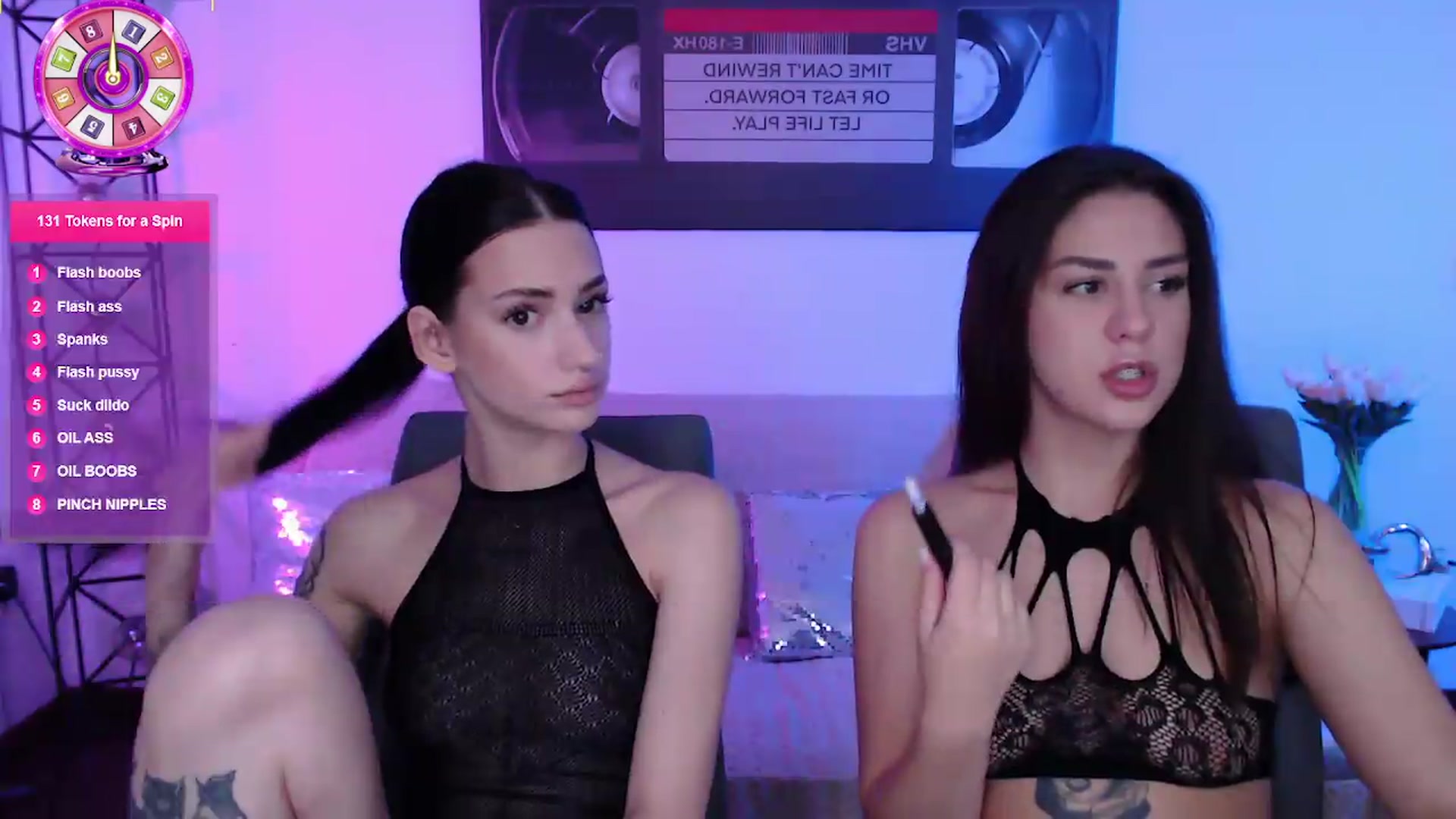 Gallery image thumbnail from Luness's myfreecams stream on, 06/19/2026, 10:56 image 3 of 20