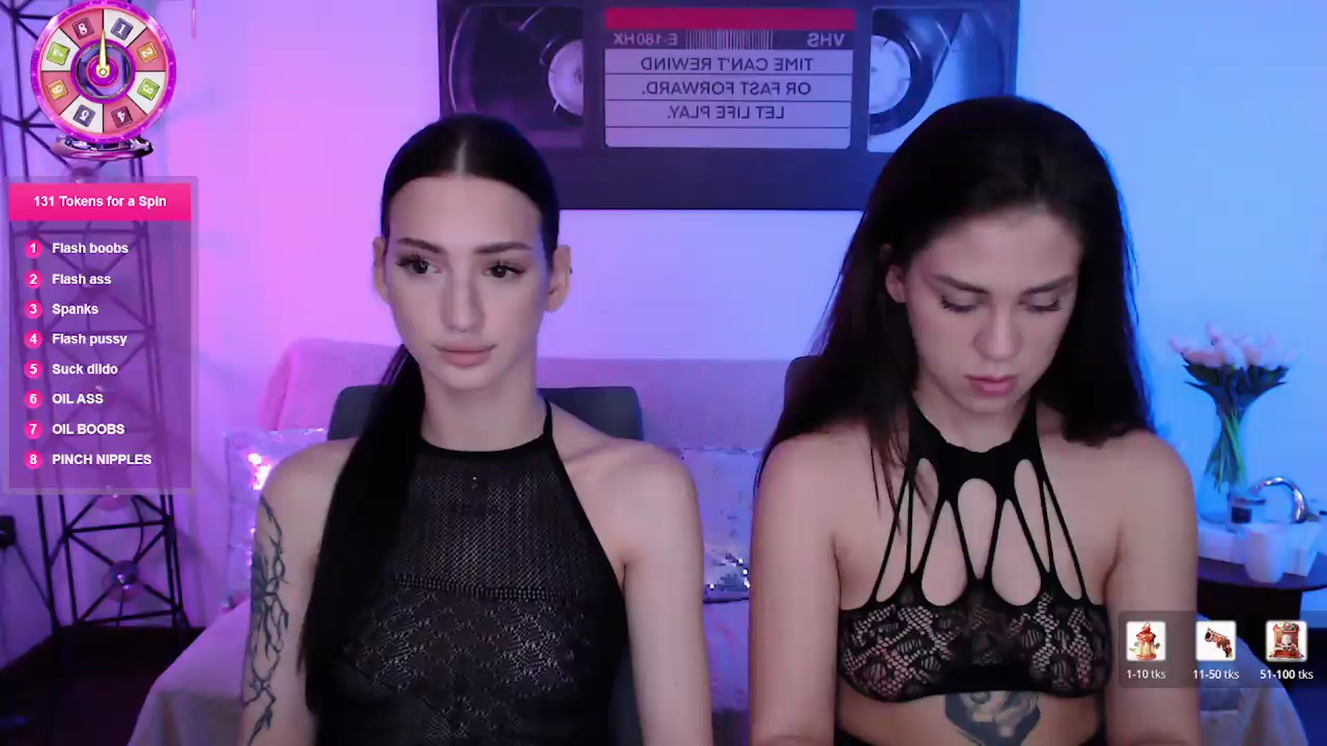 Gallery image thumbnail from Luness's myfreecams stream on, 06/19/2026, 10:56 image 1 of 20