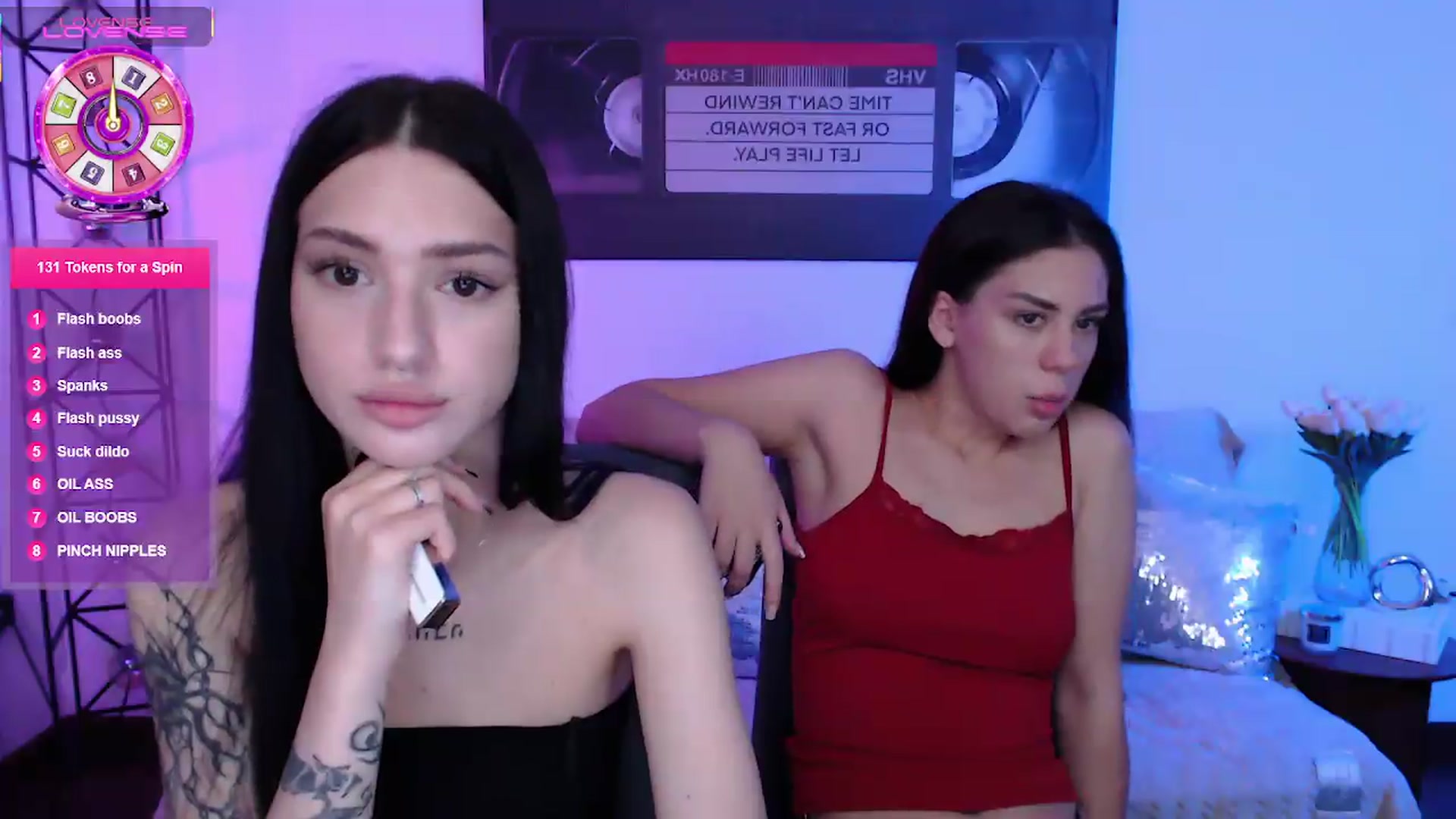 Gallery image thumbnail from Luness's myfreecams stream on, 06/20/2026, 09:50 image 3 of 20