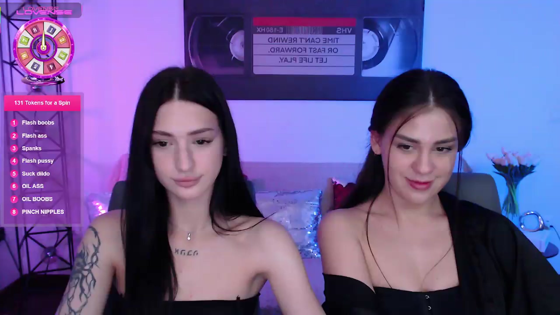 Gallery image thumbnail from Luness's myfreecams stream on, 06/20/2026, 14:04 image 19 of 20