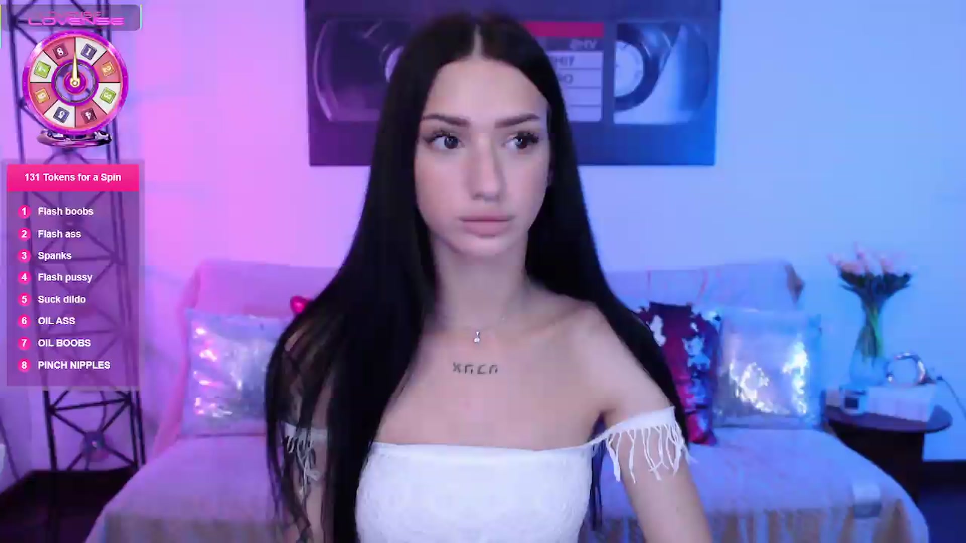 Gallery image thumbnail from Luness's myfreecams stream on, 06/27/2026, 09:35 image 1 of 20
