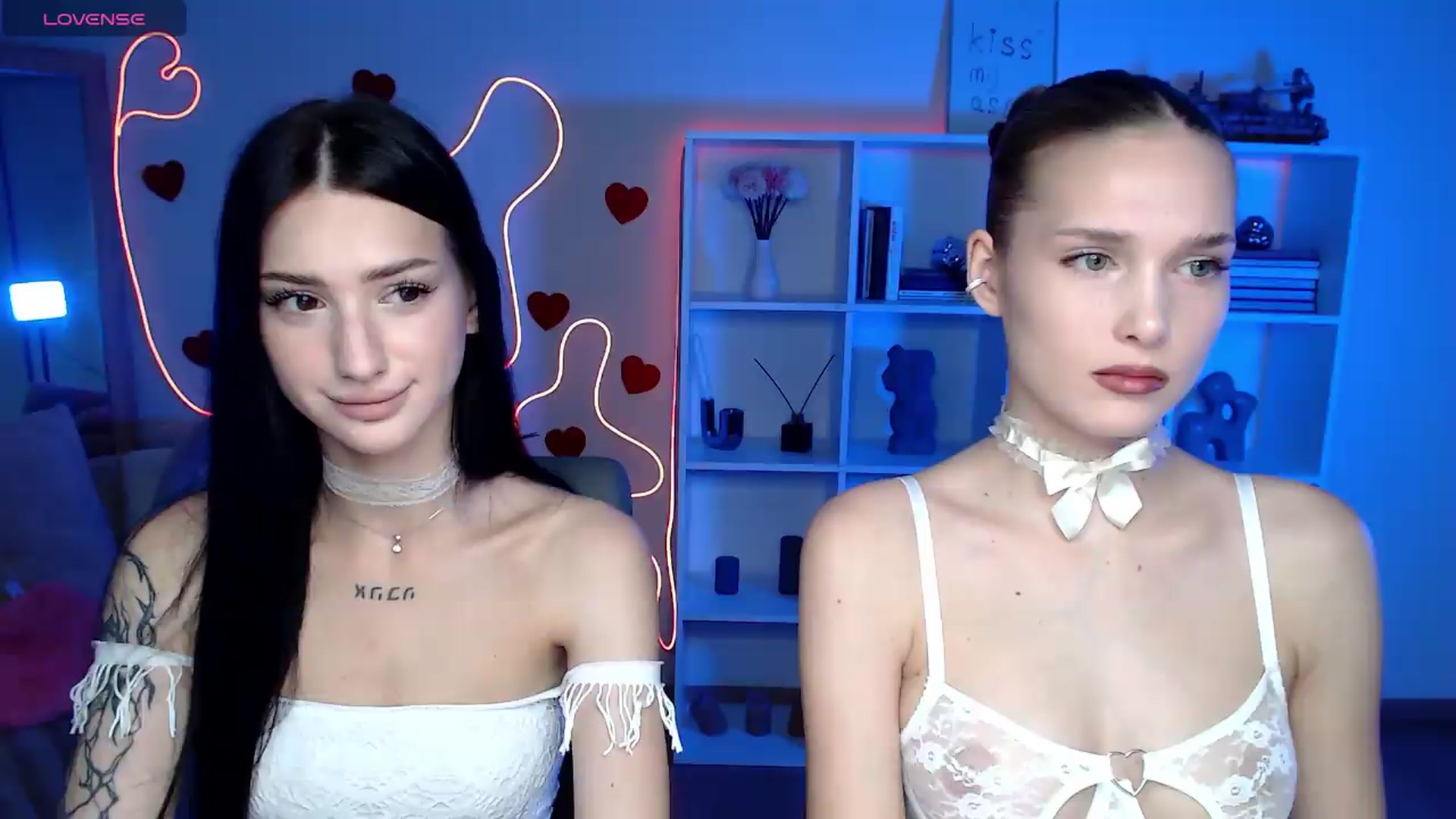 Gallery image thumbnail from Luness's myfreecams stream on, 06/27/2026, 09:59 image 12 of 20