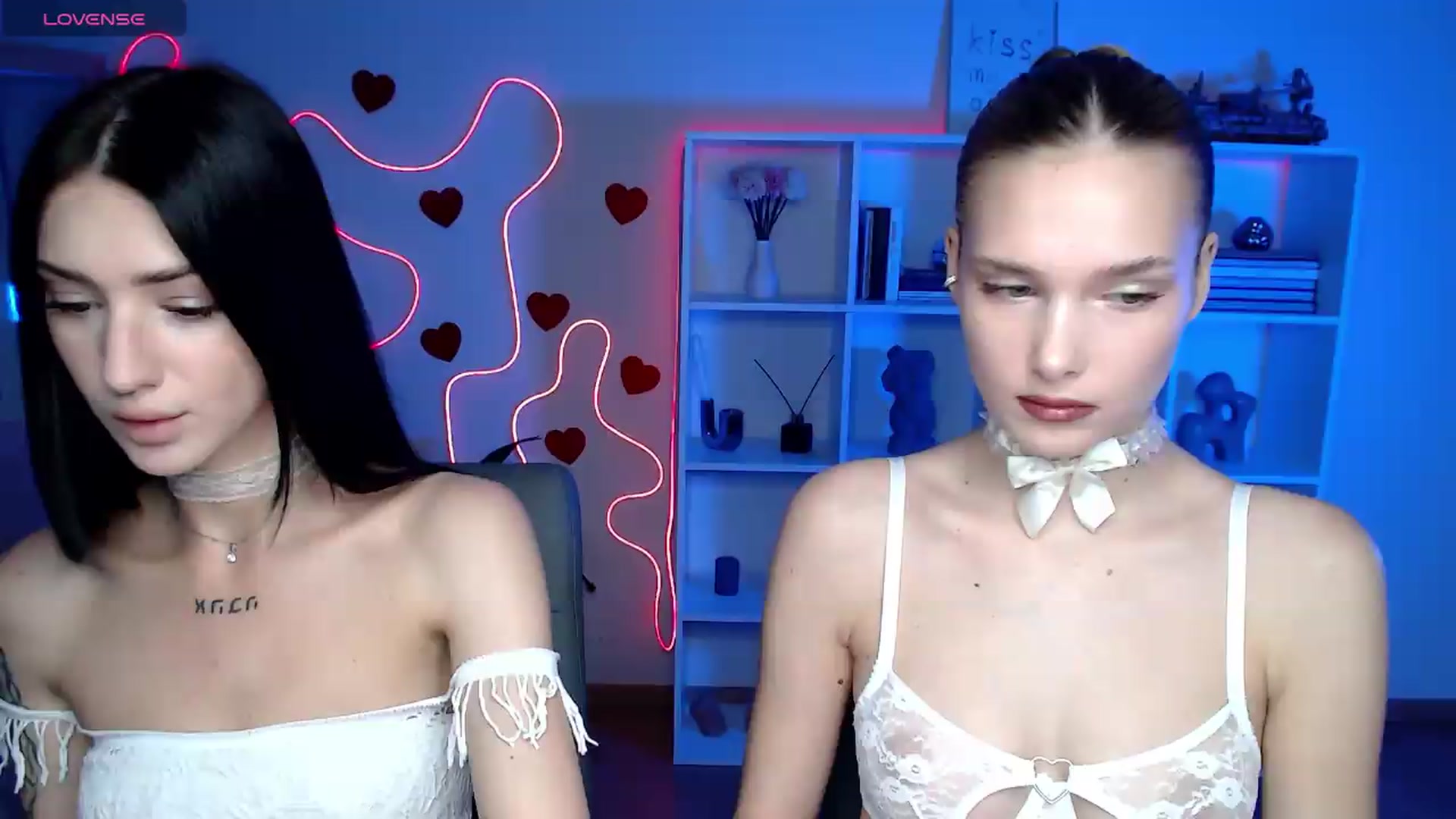 Gallery image thumbnail from Luness's myfreecams stream on, 06/27/2026, 09:59 image 1 of 20