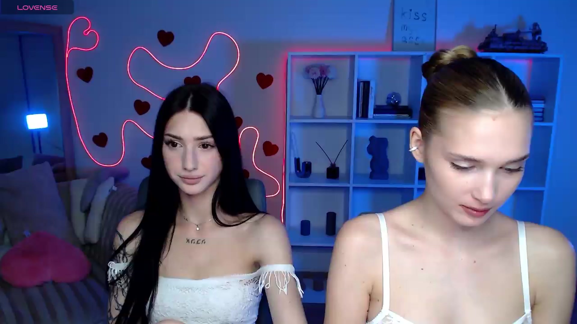 Gallery image thumbnail from Luness's myfreecams stream on, 06/27/2026, 11:47 image 13 of 20