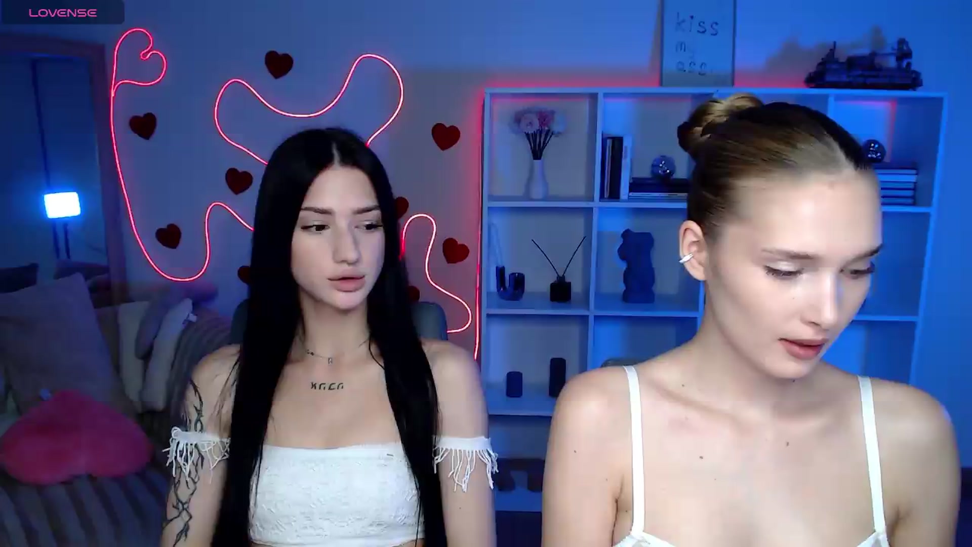 Gallery image thumbnail from Luness's myfreecams stream on, 06/27/2026, 11:47 image 18 of 20