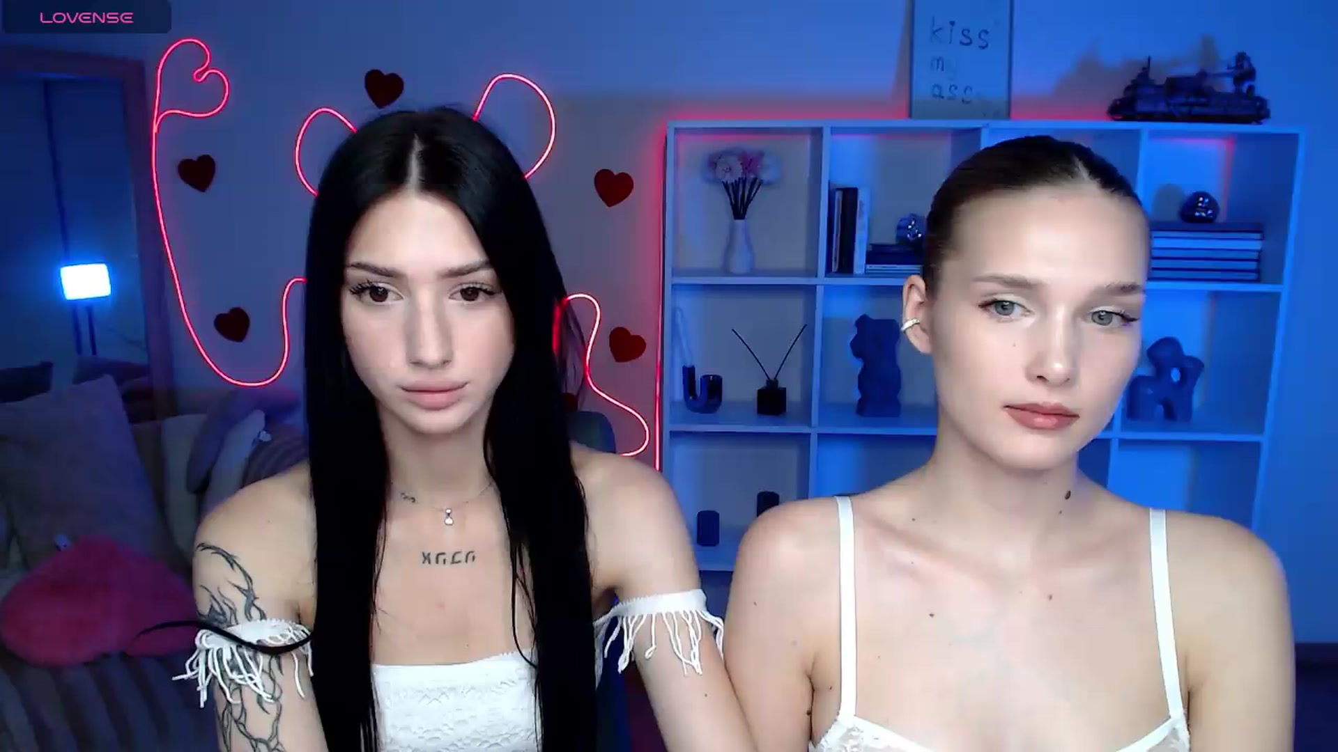 Gallery image thumbnail from Luness's myfreecams stream on, 06/27/2026, 11:47 image 16 of 20
