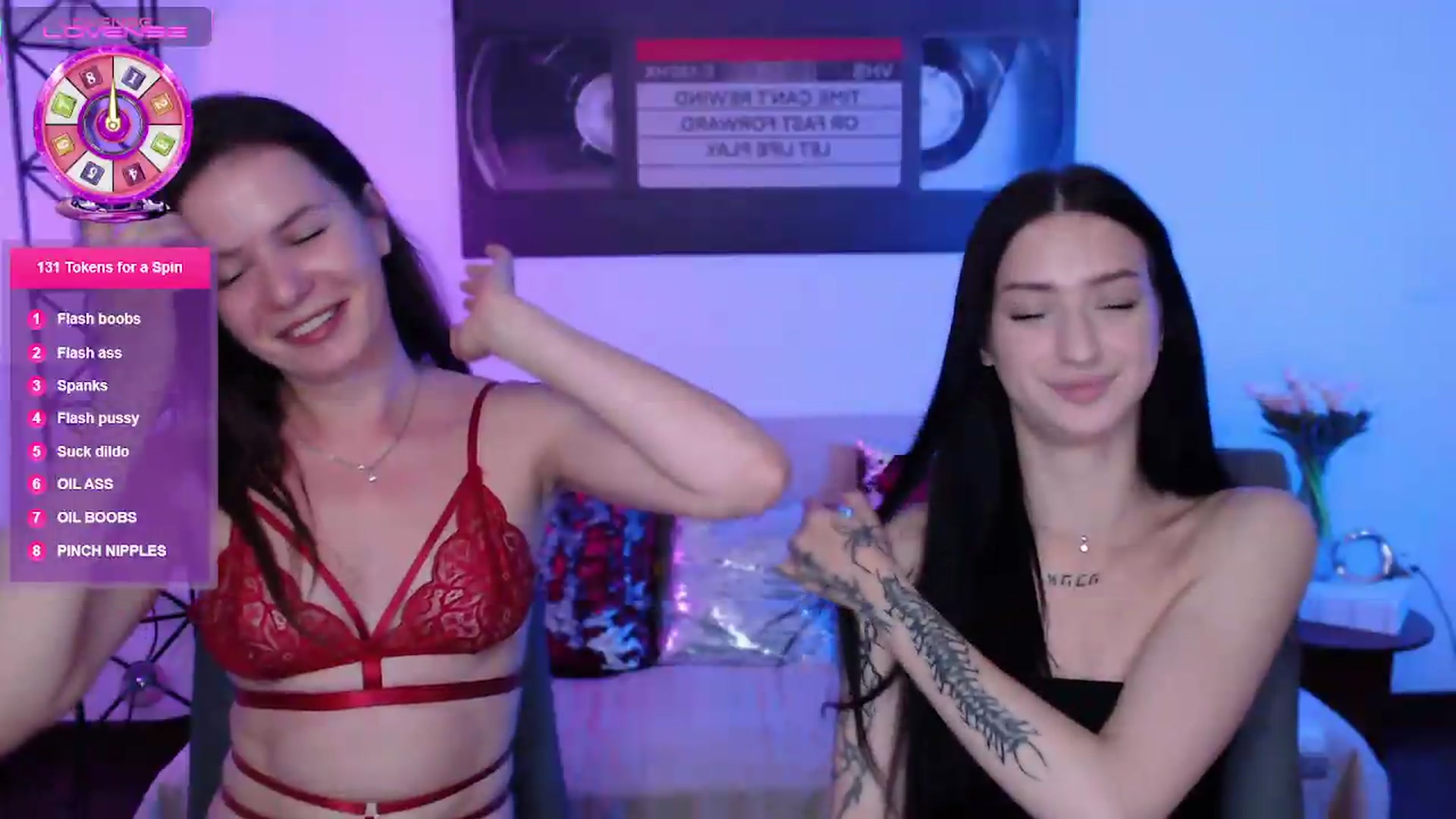 Gallery image thumbnail from Luness's myfreecams stream on, 06/28/2026, 11:42 image 16 of 20