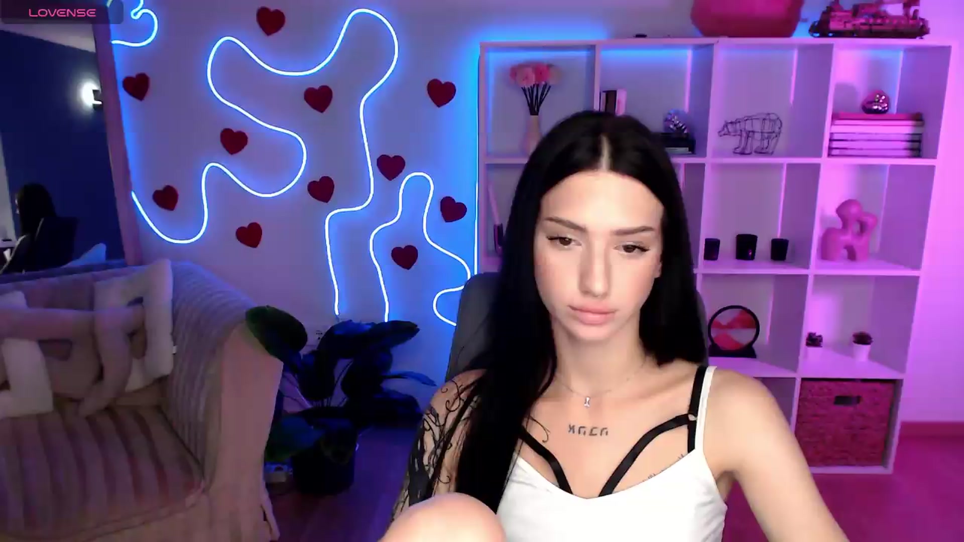 Gallery image thumbnail from Luness's myfreecams stream on, 07/28/2026, 01:28 image 10 of 20