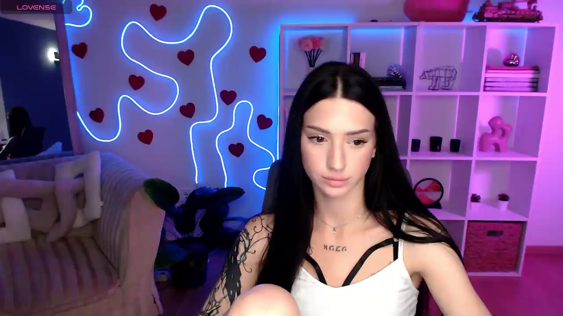 Gallery image thumbnail from Luness's myfreecams stream on, 07/28/2026, 01:28 image 9 of 20