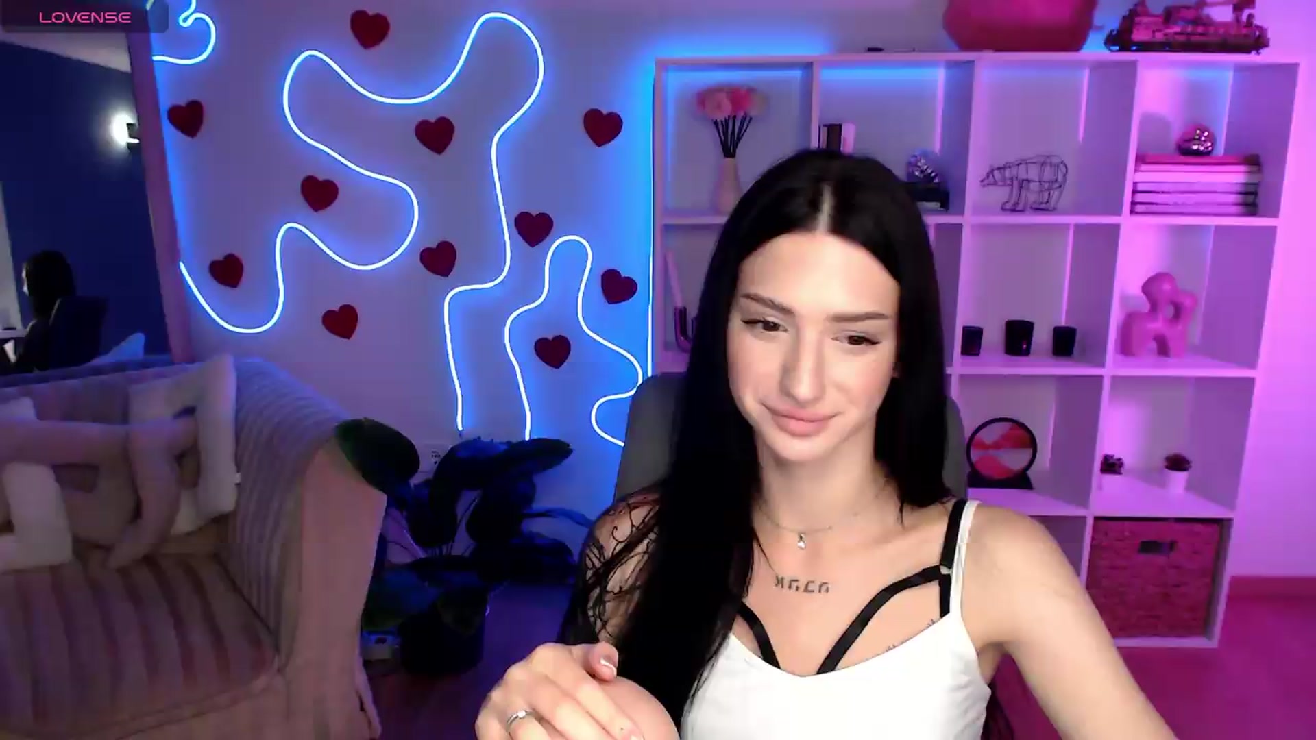 Gallery image thumbnail from Luness's myfreecams stream on, 07/28/2026, 01:28 image 8 of 20