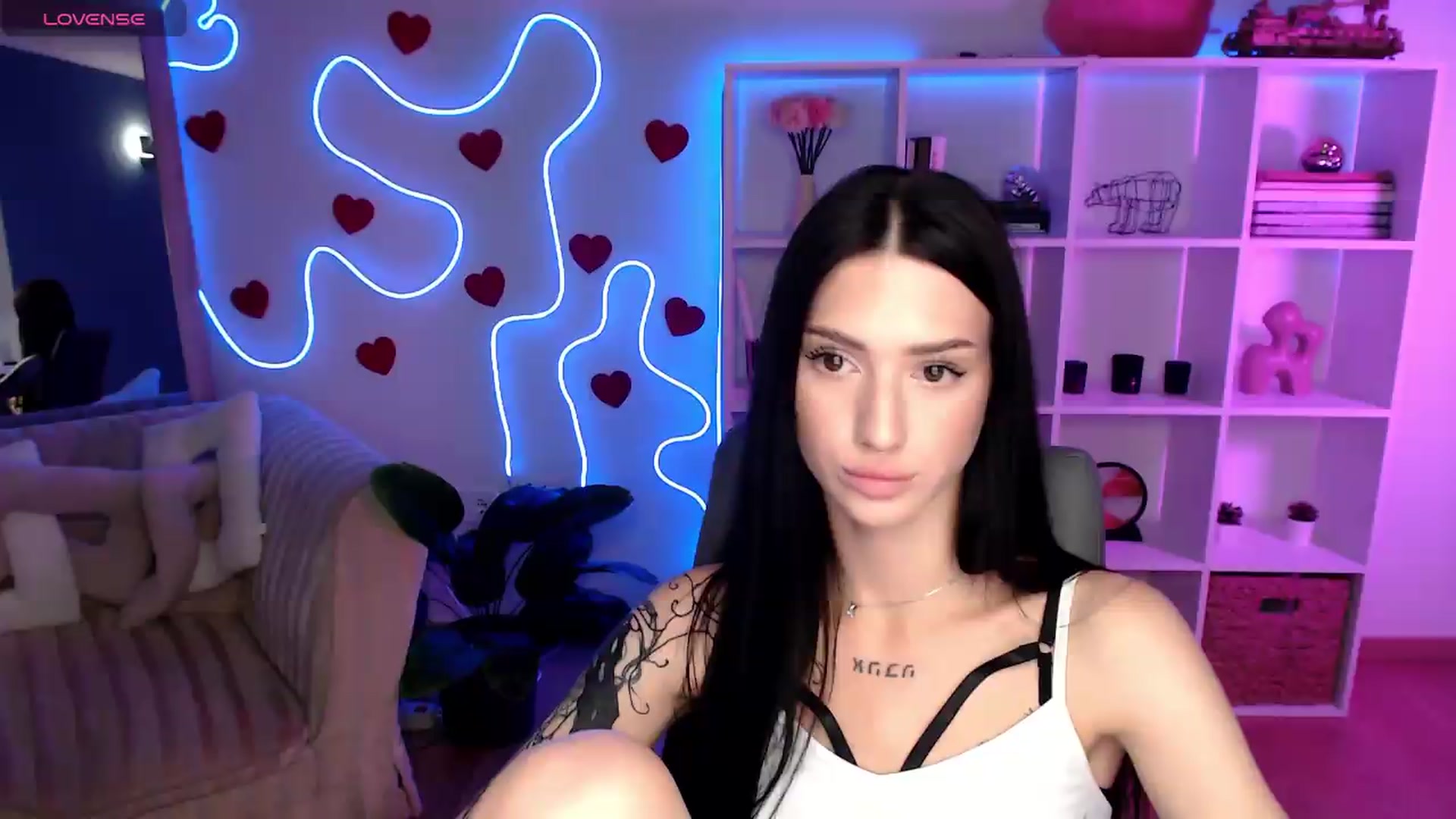 Gallery image thumbnail from Luness's myfreecams stream on, 07/28/2026, 01:28 image 3 of 20