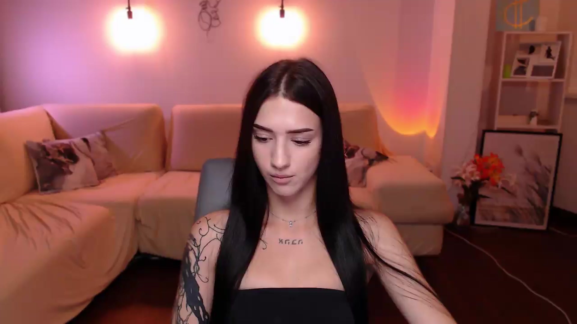 Gallery image thumbnail from Luness's myfreecams stream on, 08/30/2026, 02:12 image 3 of 20
