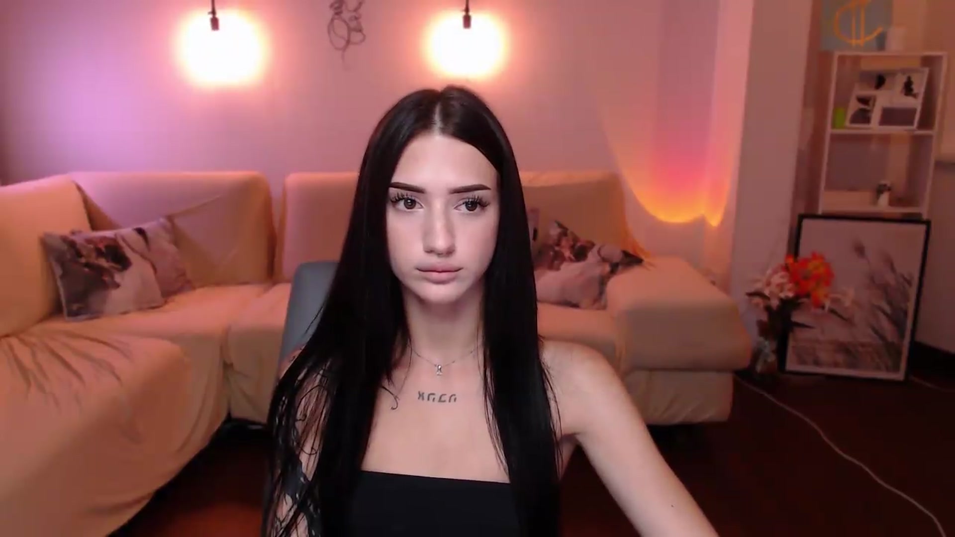 Gallery image thumbnail from Luness's myfreecams stream on, 08/30/2026, 02:12 image 16 of 20