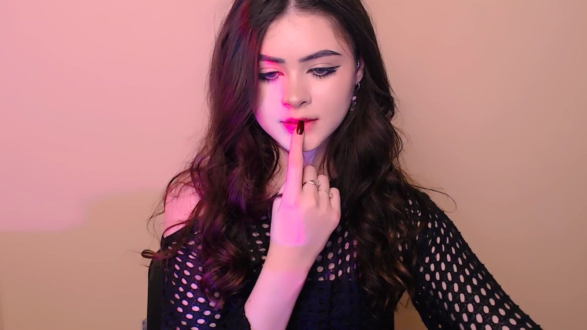 Gallery image thumbnail from LunnaBelle's myfreecams stream on, 02/28/2026, 18:48 image 6 of 20
