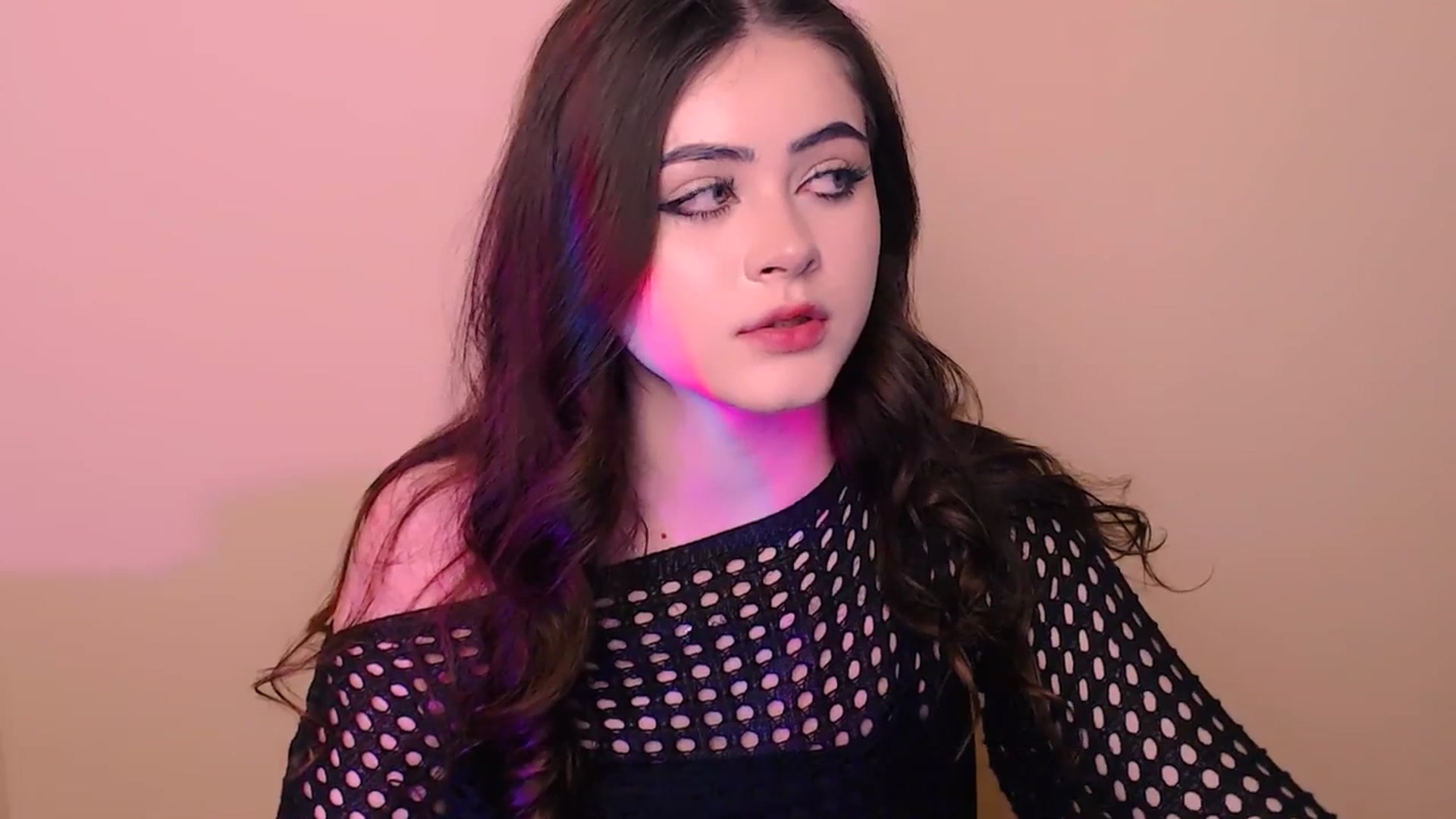 Gallery image thumbnail from LunnaBelle's myfreecams stream on, 02/28/2026, 18:48 image 17 of 20
