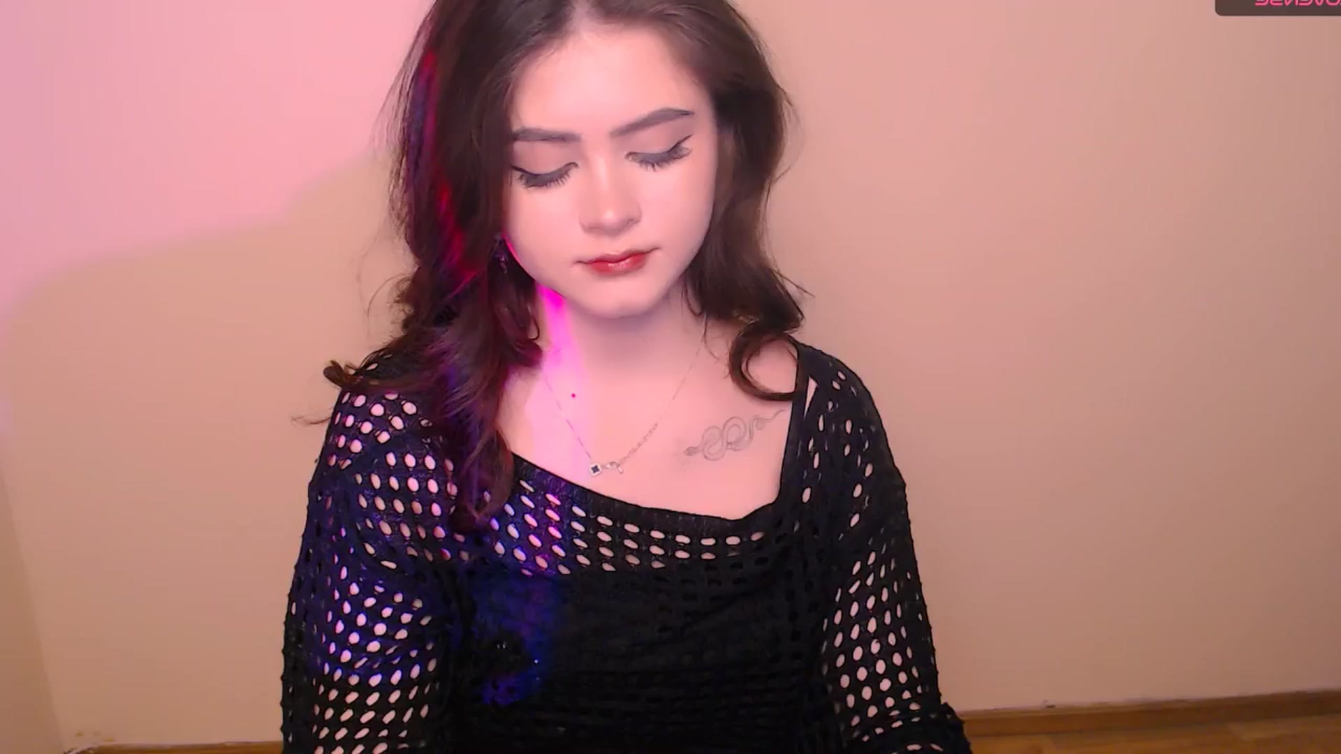 Gallery image thumbnail from LunnaBelle's myfreecams stream on, 03/01/2026, 01:37 image 19 of 20