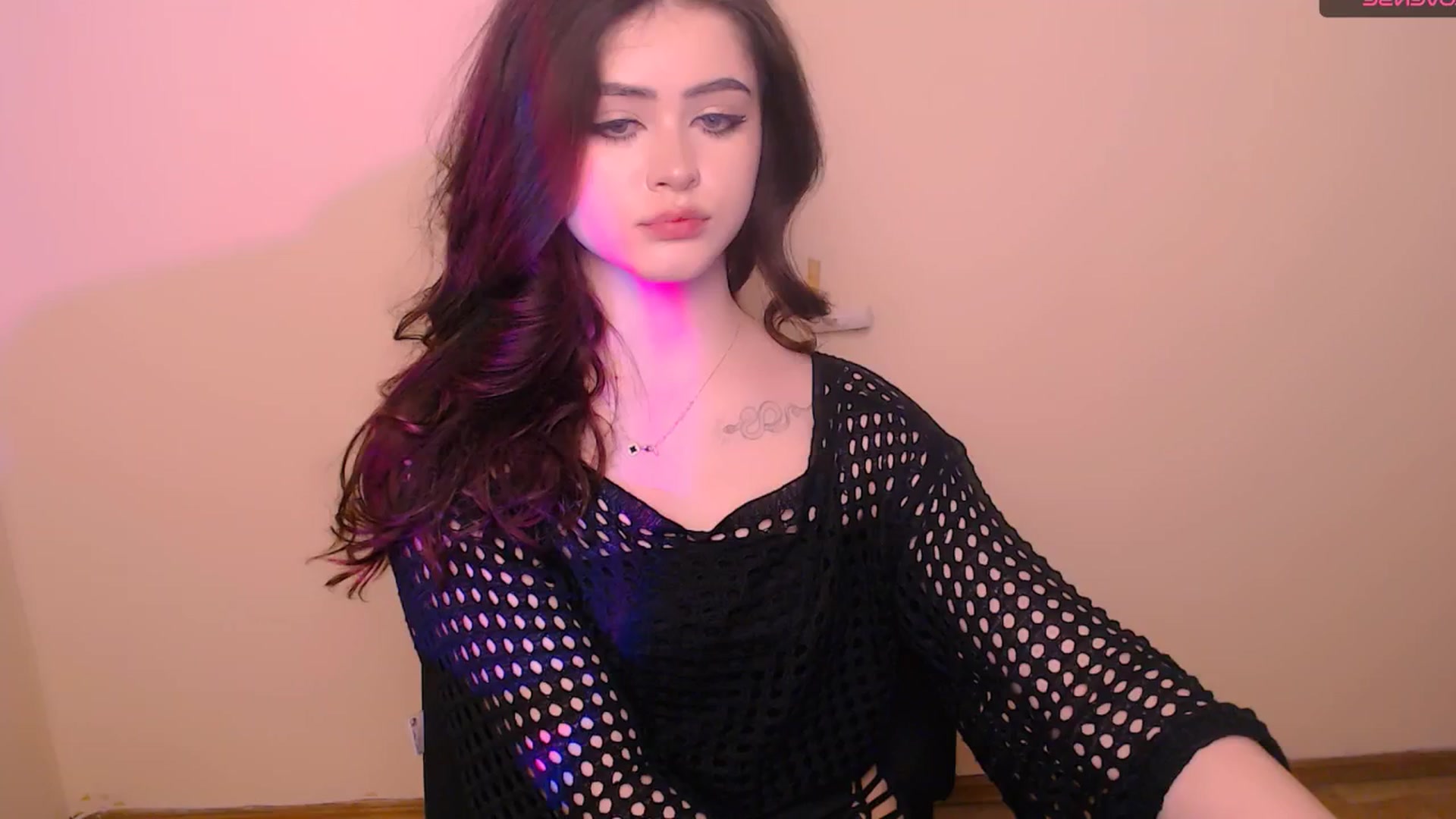 Gallery image thumbnail from LunnaBelle's myfreecams stream on, 03/01/2026, 01:37 image 10 of 20