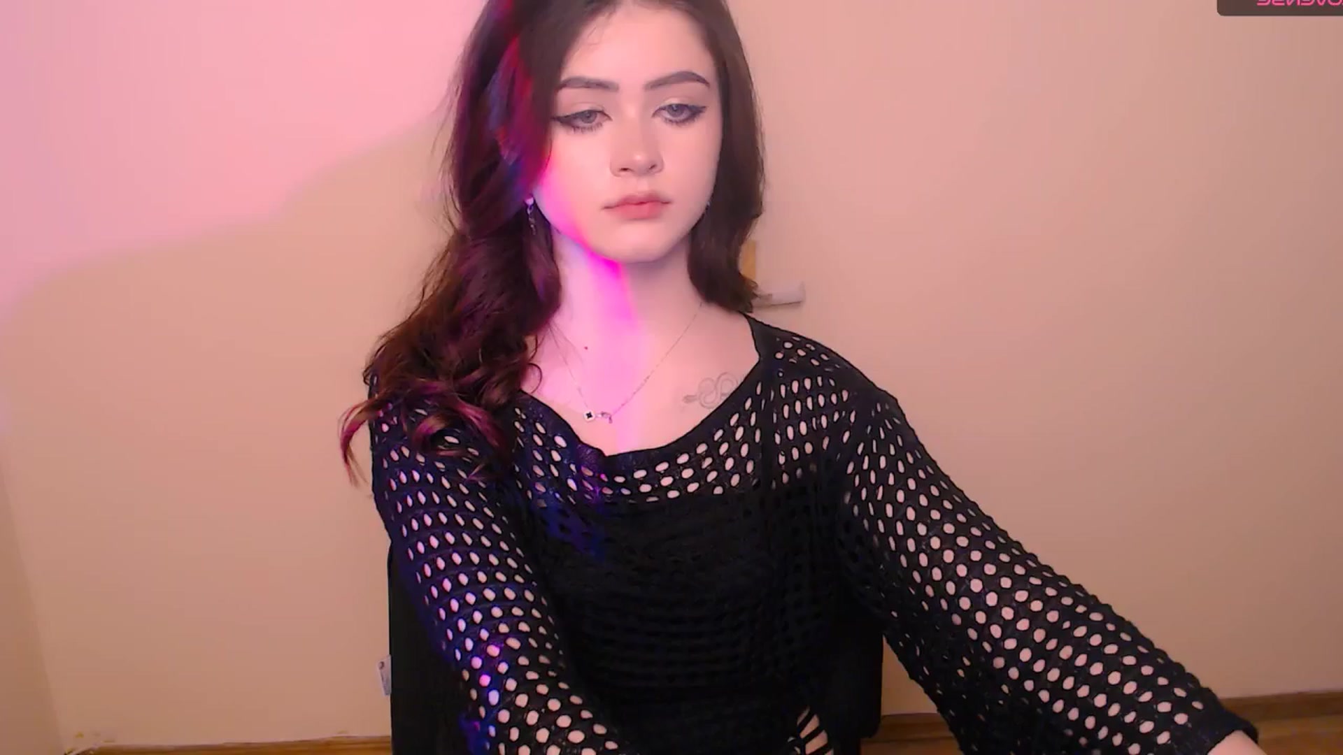 Gallery image thumbnail from LunnaBelle's myfreecams stream on, 03/01/2026, 01:37 image 7 of 20