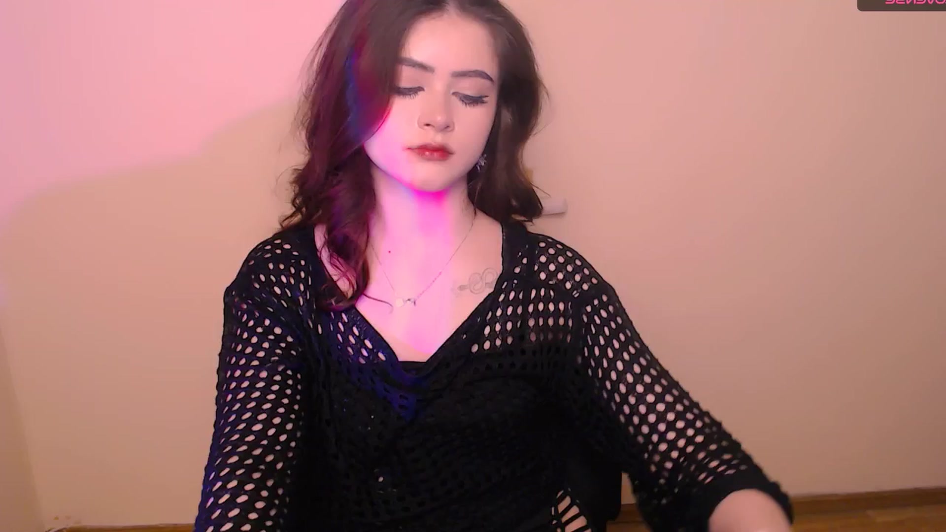 Gallery image thumbnail from LunnaBelle's myfreecams stream on, 03/01/2026, 01:37 image 18 of 20