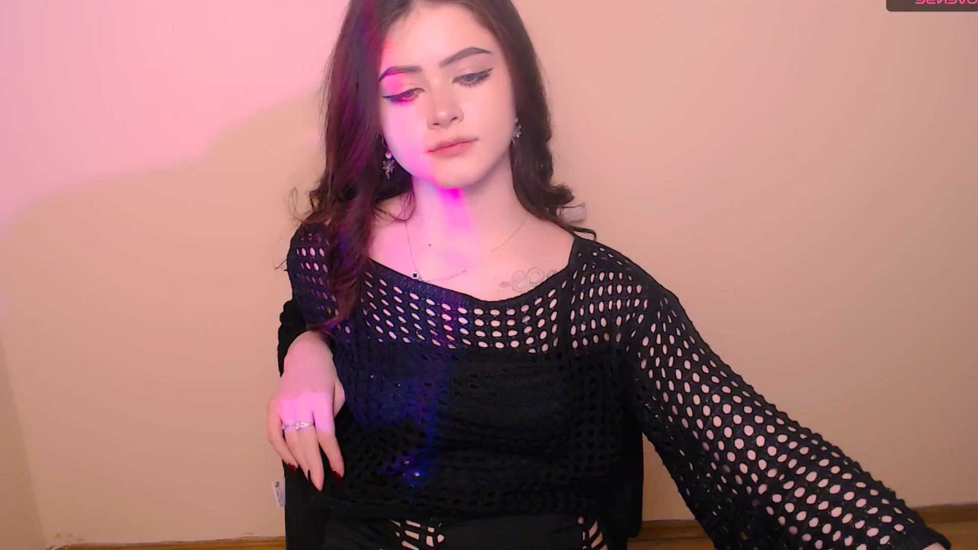 Gallery image thumbnail from LunnaBelle's myfreecams stream on, 03/01/2026, 01:37 image 2 of 20
