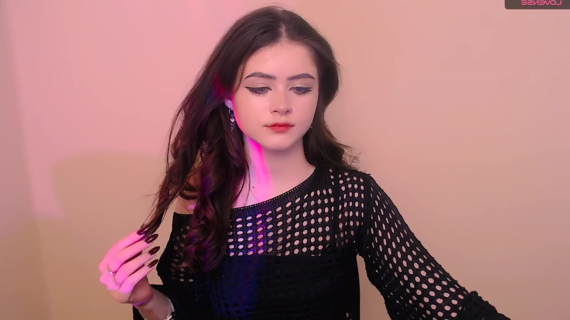 Gallery image thumbnail from LunnaBelle's myfreecams stream on, 03/01/2026, 09:14 image 8 of 20