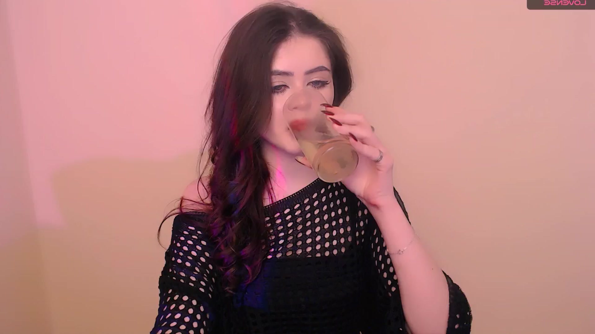 Gallery image thumbnail from LunnaBelle's myfreecams stream on, 03/01/2026, 09:14 image 12 of 20