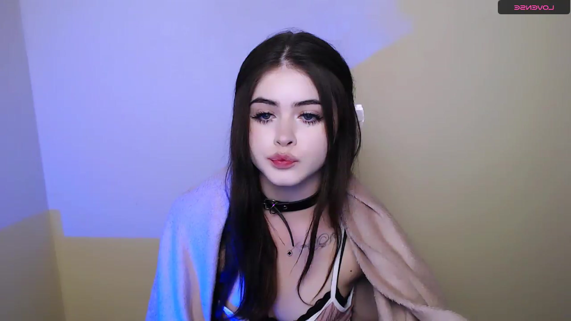 Gallery image thumbnail from LunnaBelle's myfreecams stream on, 05/28/2026, 15:43 image 19 of 20