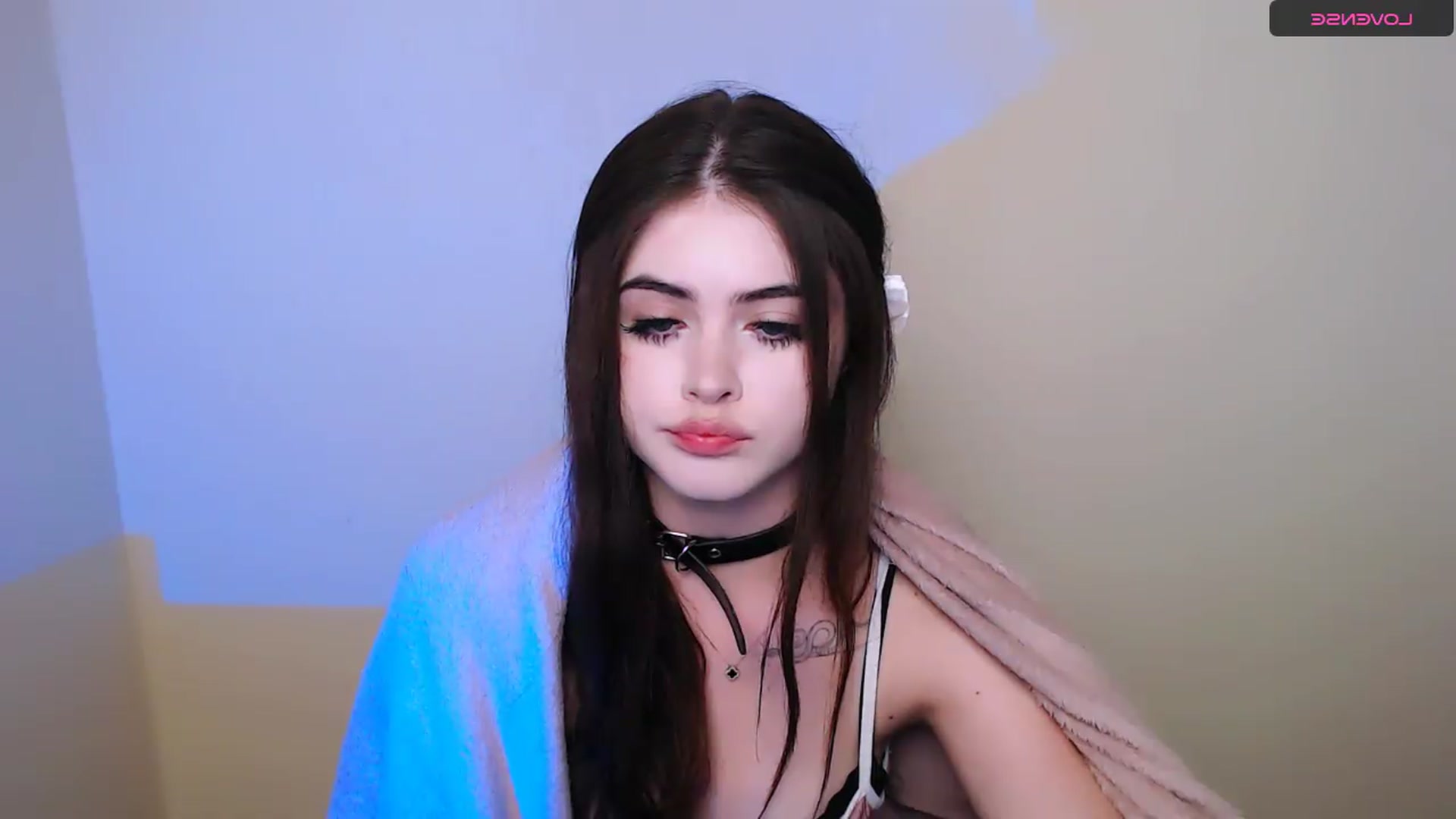 Gallery image thumbnail from LunnaBelle's myfreecams stream on, 05/28/2026, 15:43 image 18 of 20