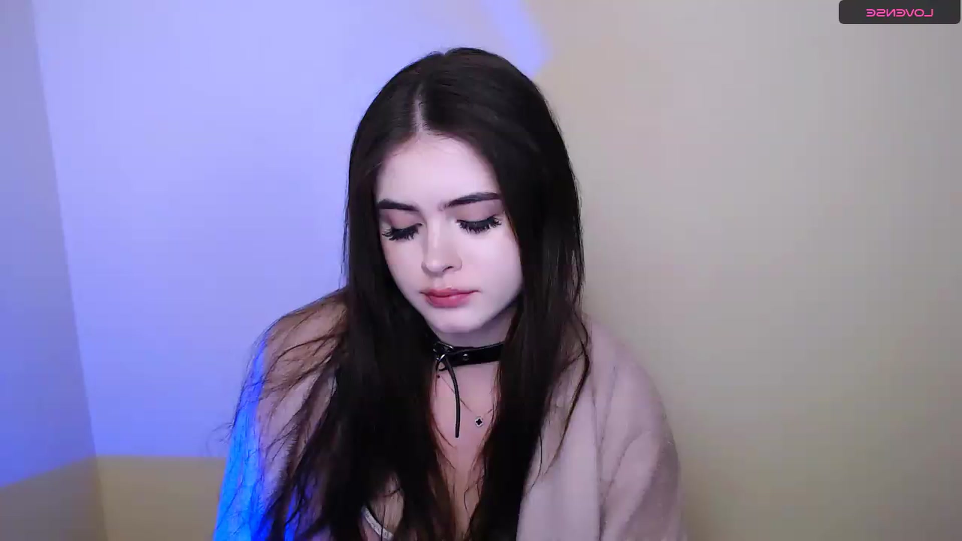 Gallery image thumbnail from LunnaBelle's myfreecams stream on, 05/29/2026, 24:16 image 18 of 20