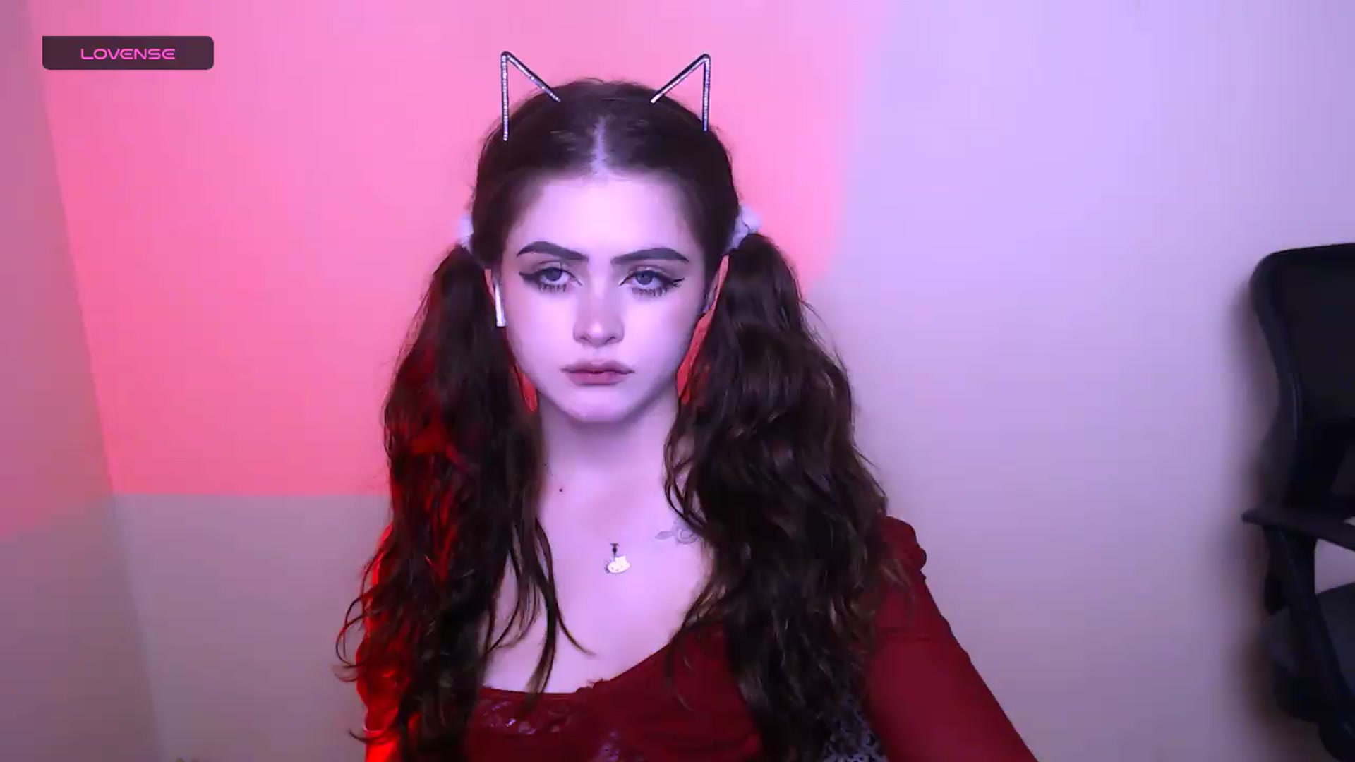 Gallery image thumbnail from LunnaBelle's myfreecams stream on, 07/17/2026, 24:43 image 11 of 20