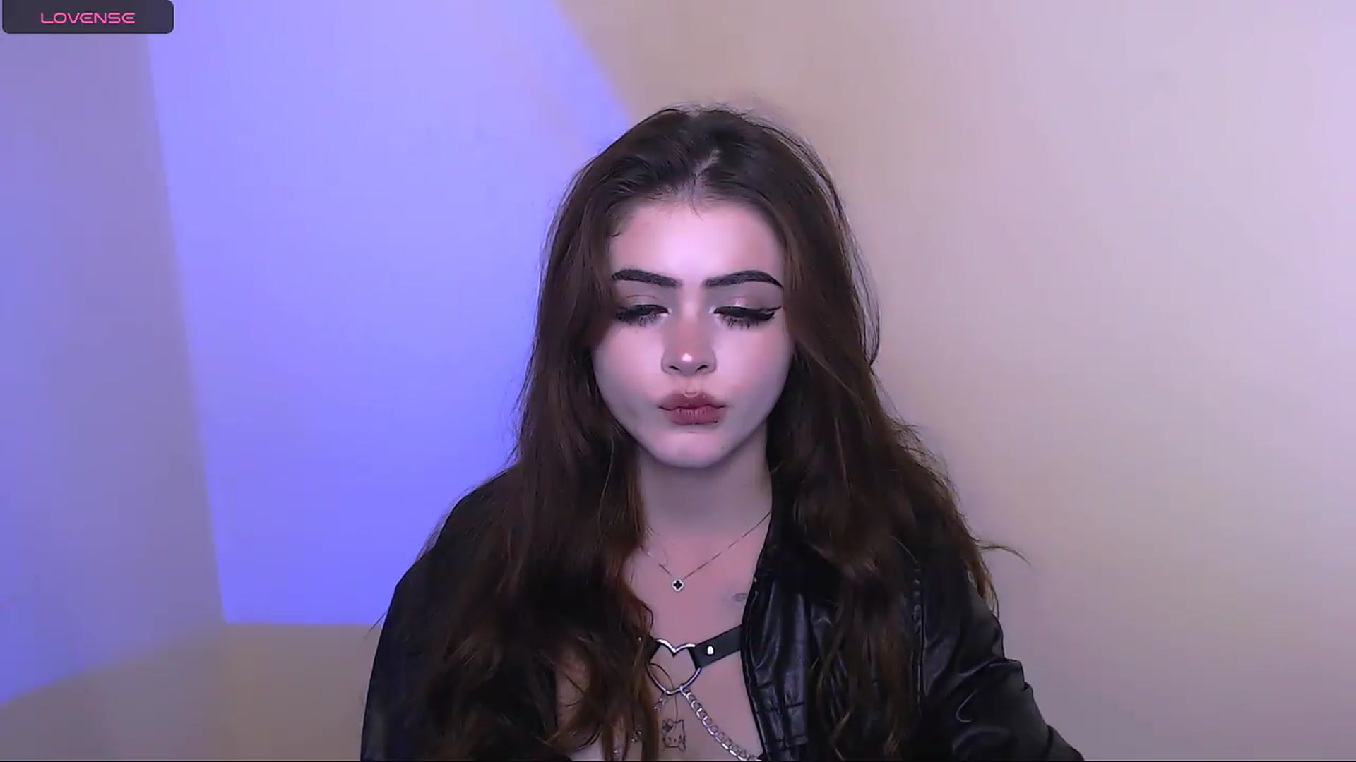 Gallery image thumbnail from LunnaBelle's myfreecams stream on, 08/30/2026, 11:52 image 19 of 20